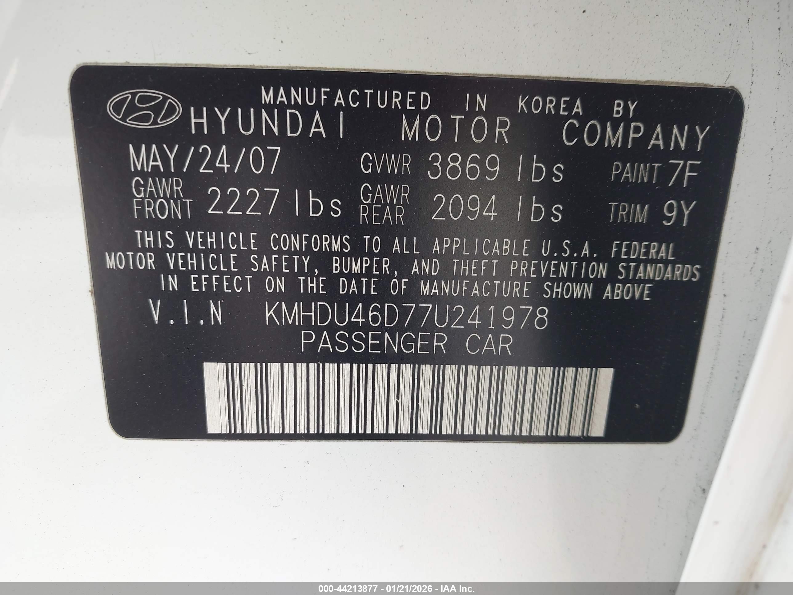 HYUNDAI ELANTRA image 9