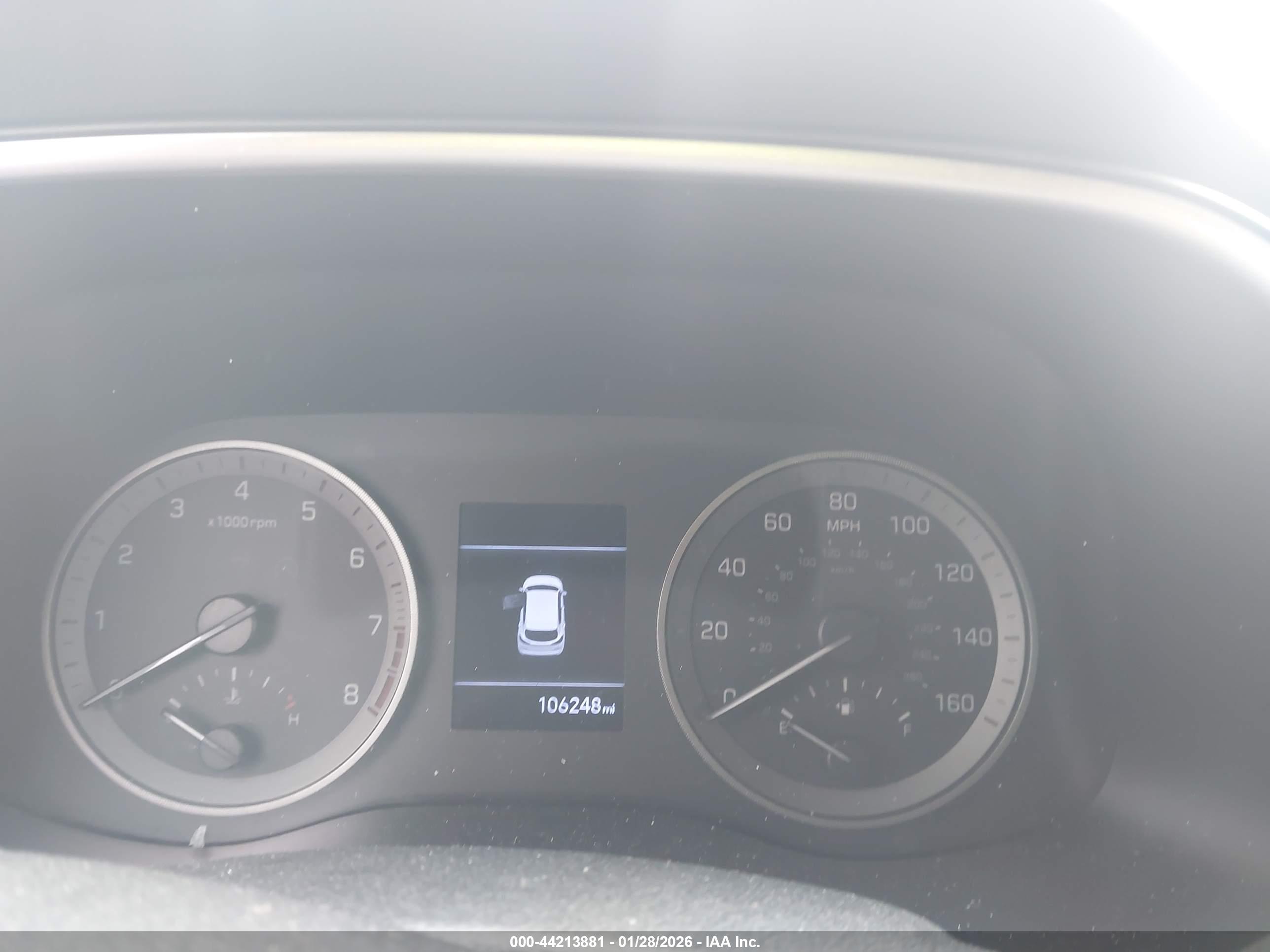 HYUNDAI TUCSON image 7