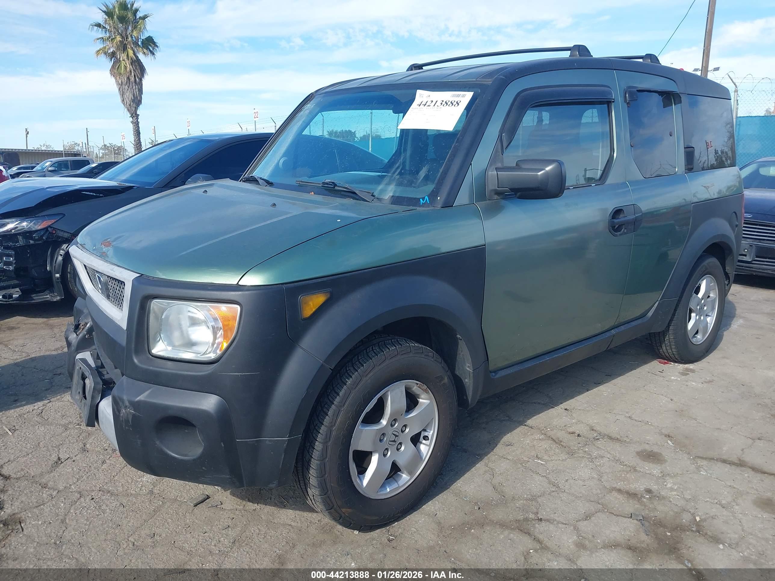 HONDA ELEMENT image 2