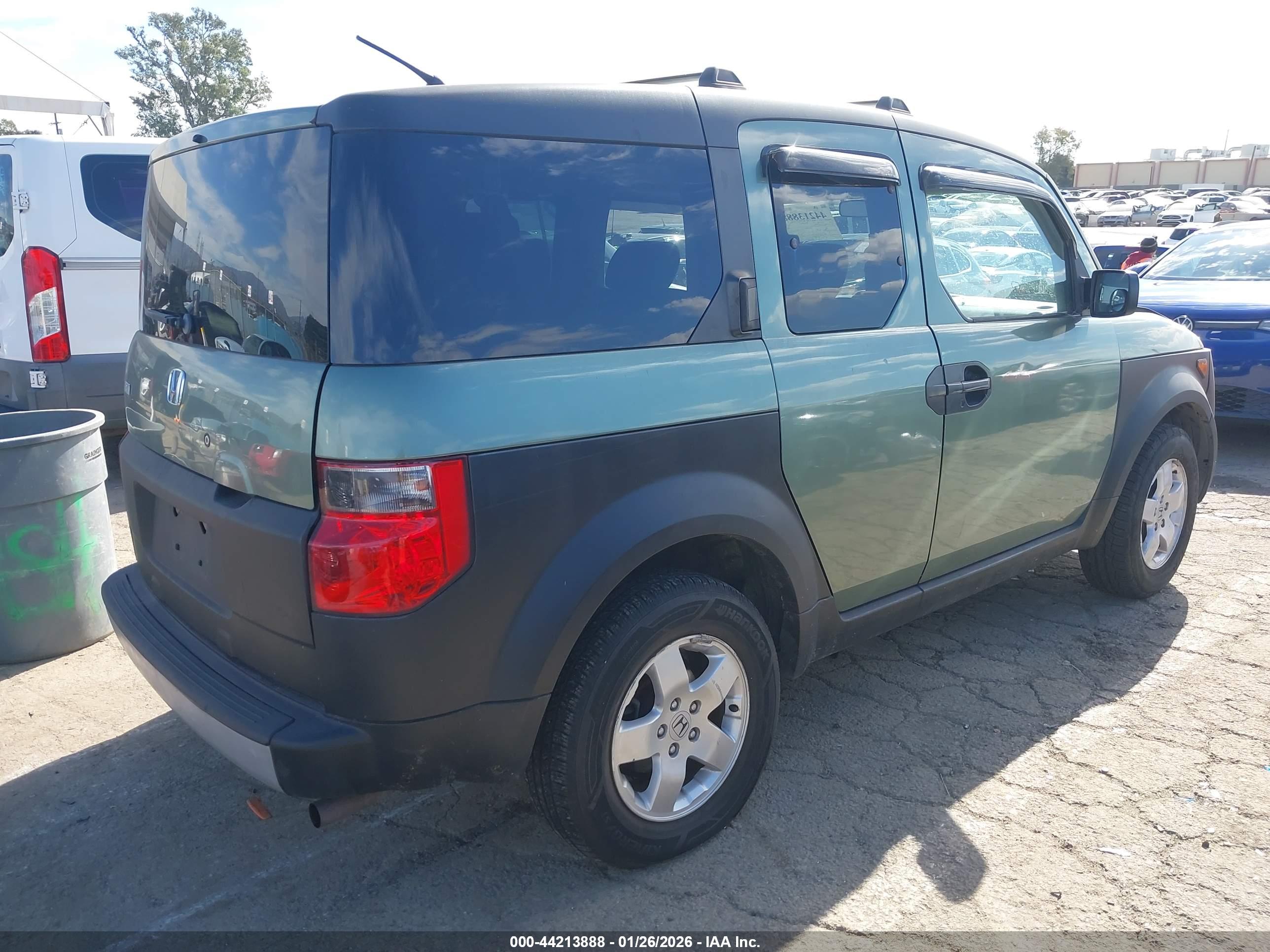HONDA ELEMENT image 4