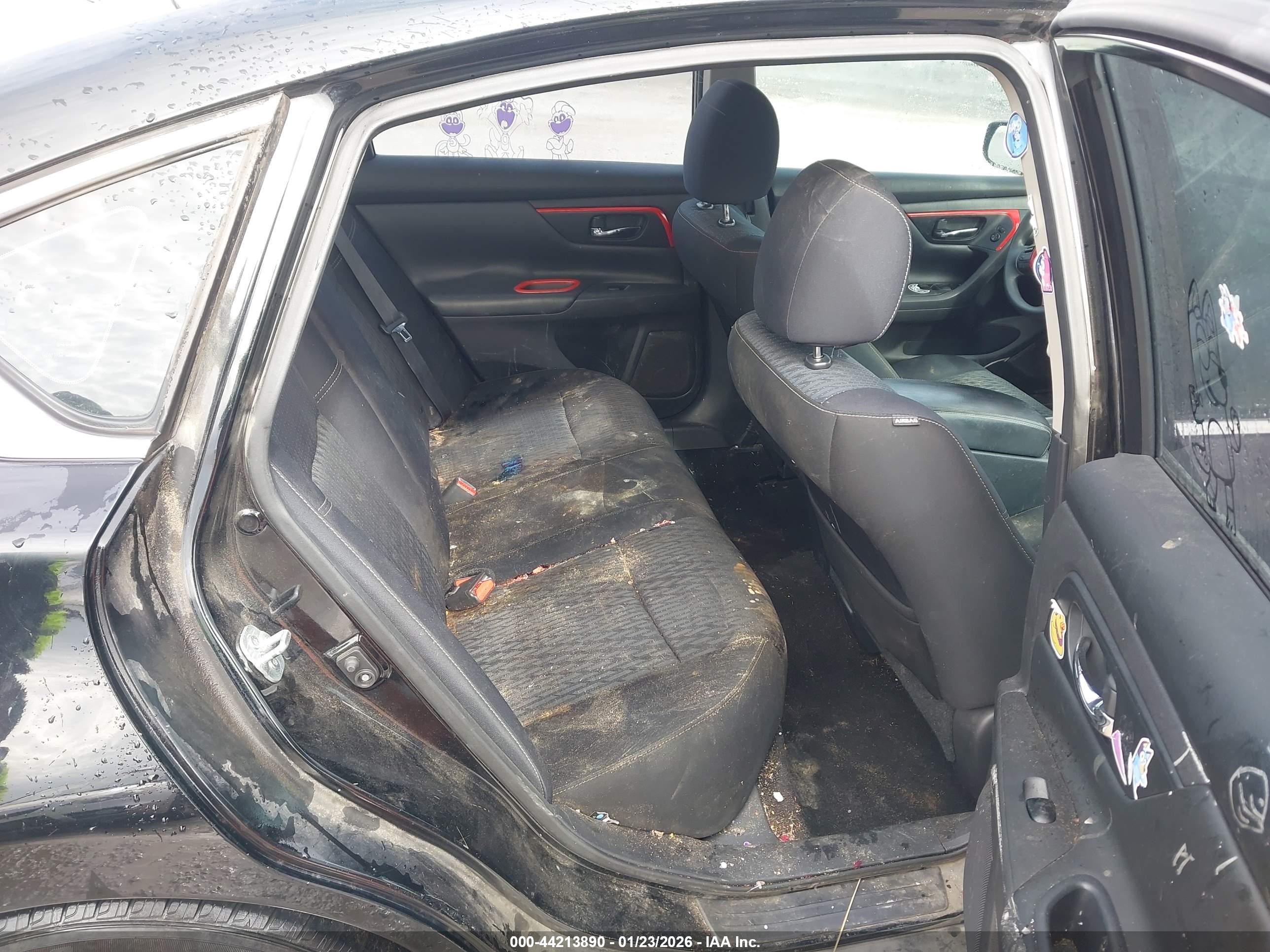 NISSAN ALTIMA image 8
