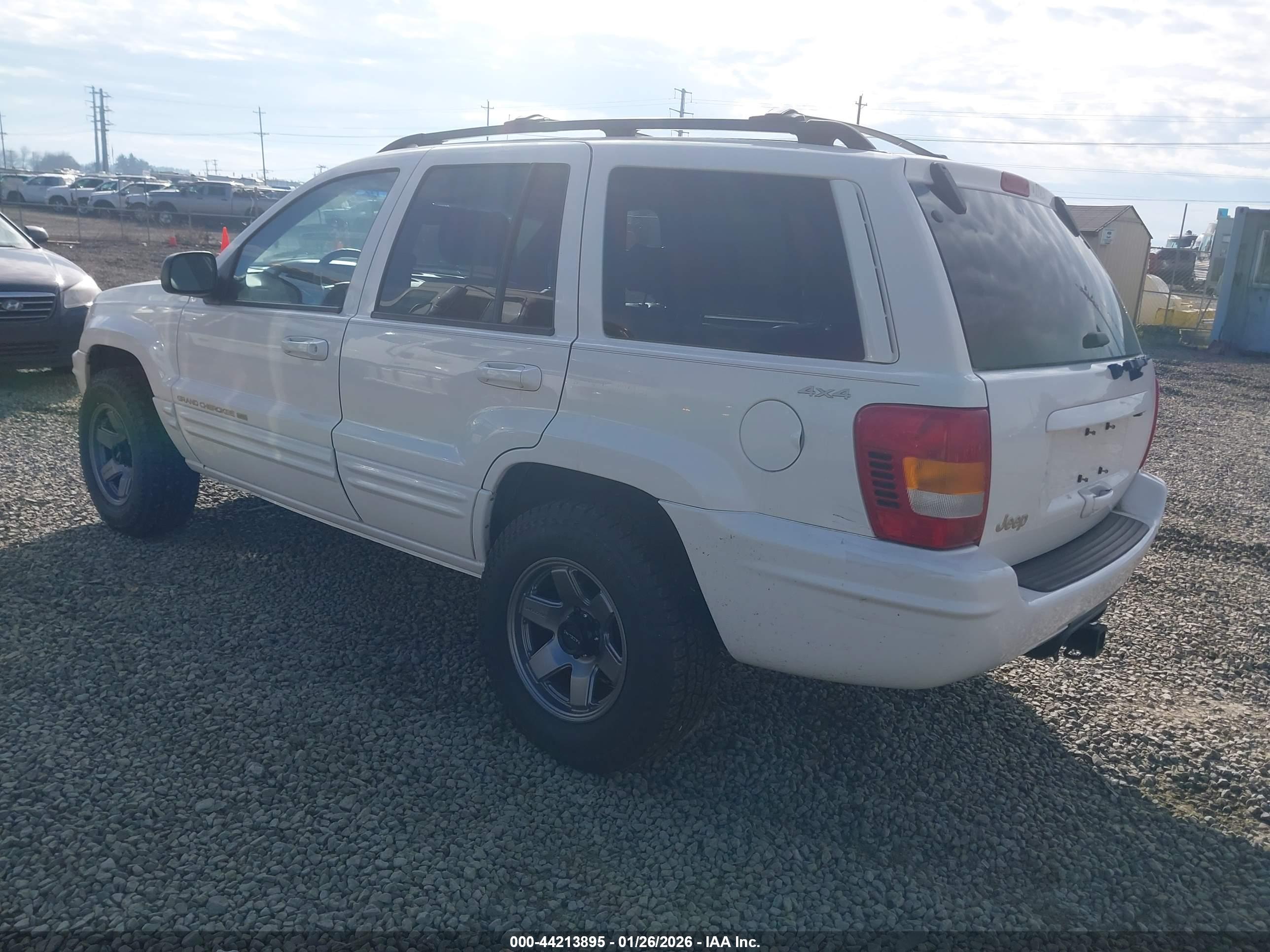 JEEP GRAND image 3