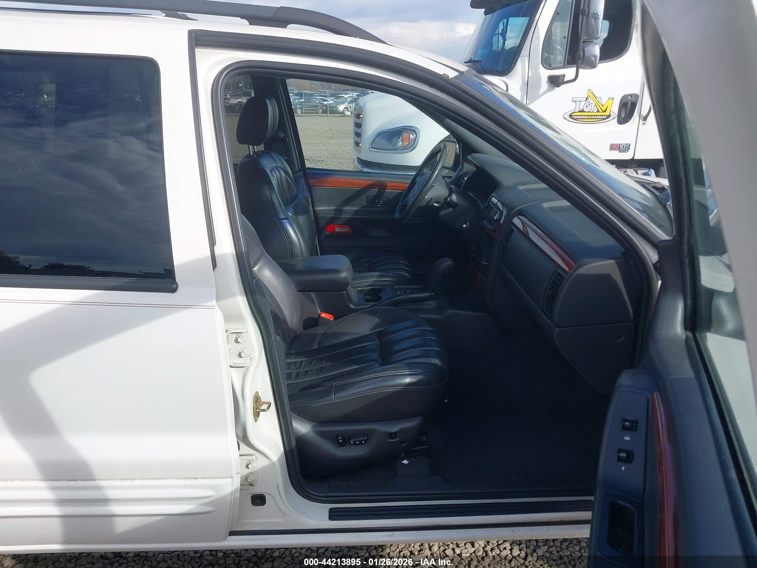 JEEP GRAND image 5