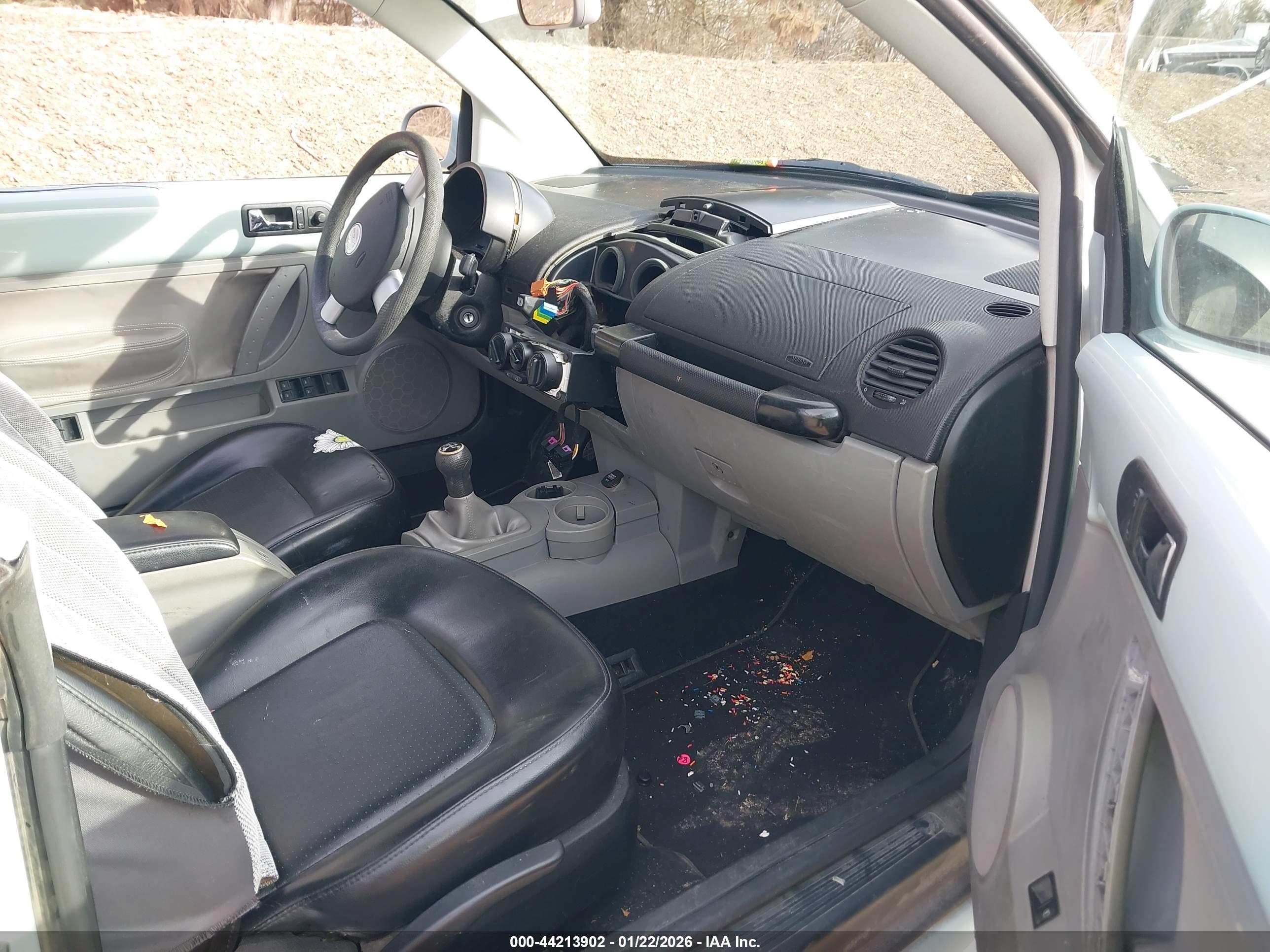 VOLKSWAGEN NEW image 5