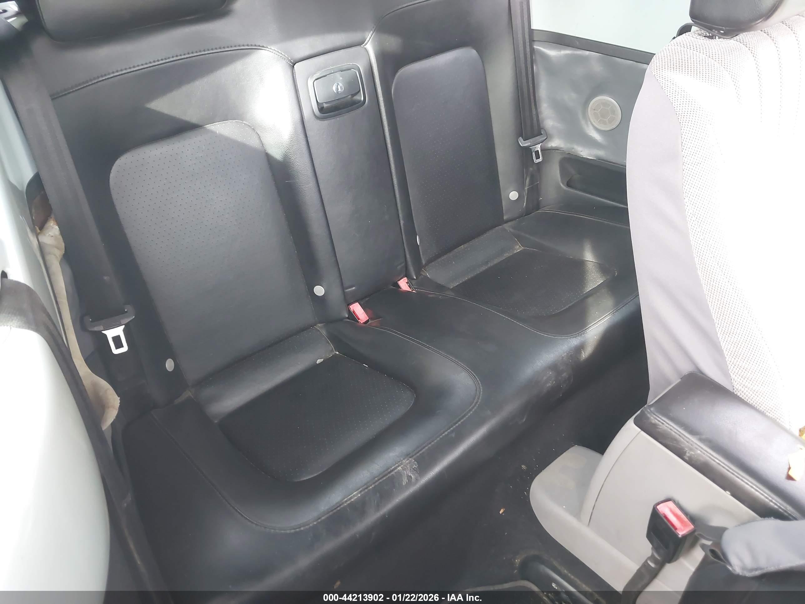 VOLKSWAGEN NEW image 8