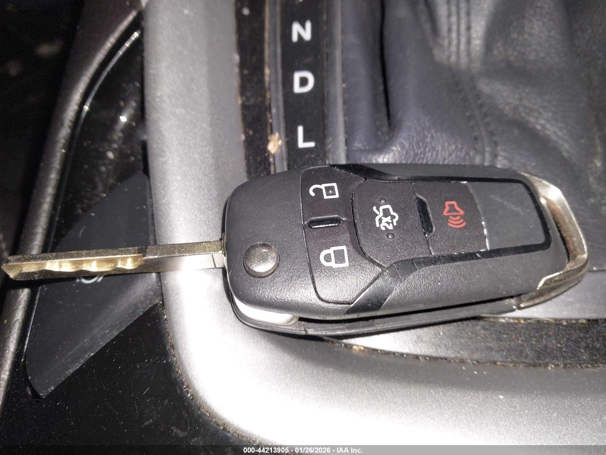 FORD FUSION image 11