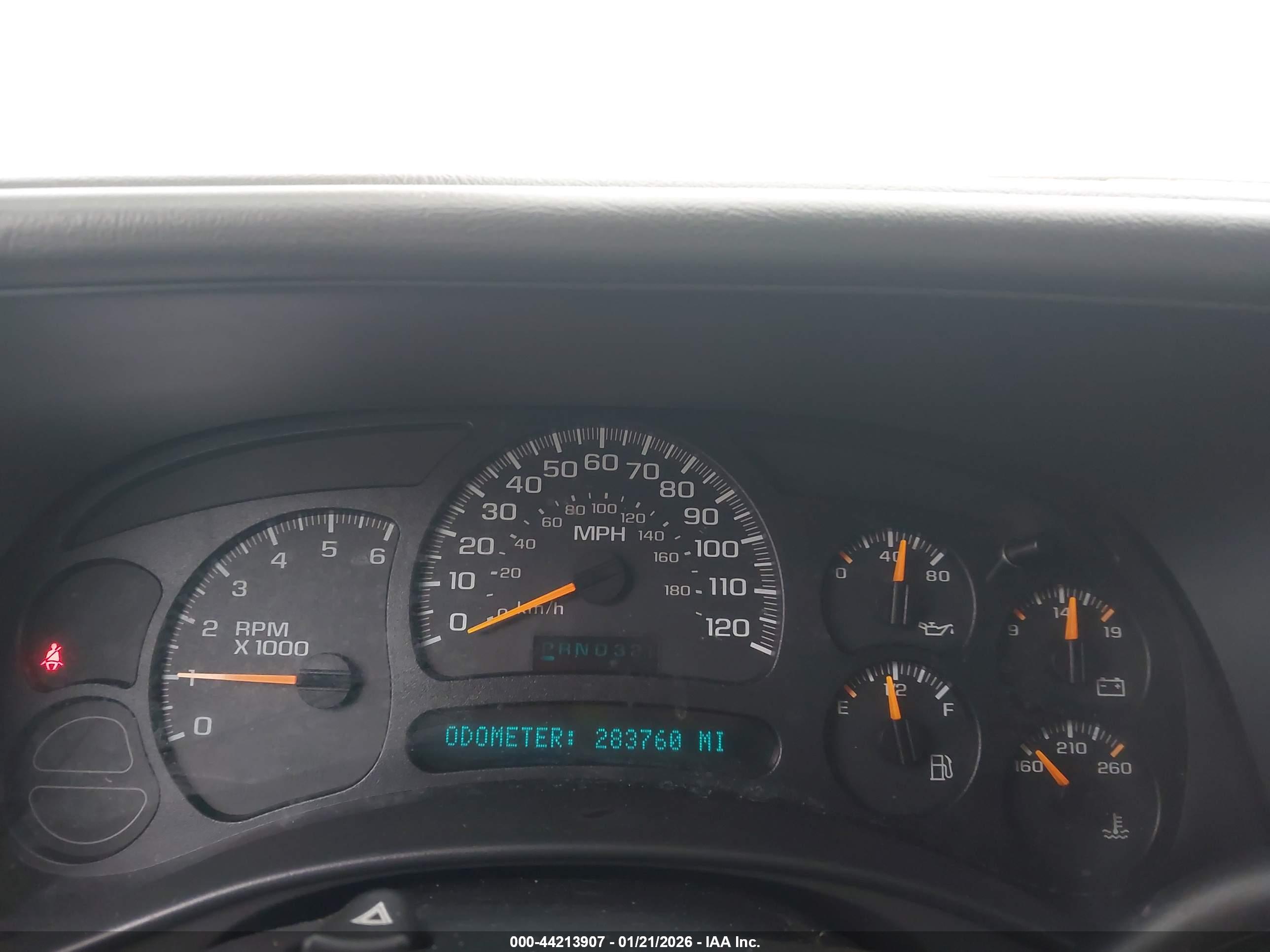 GMC YUKON image 7