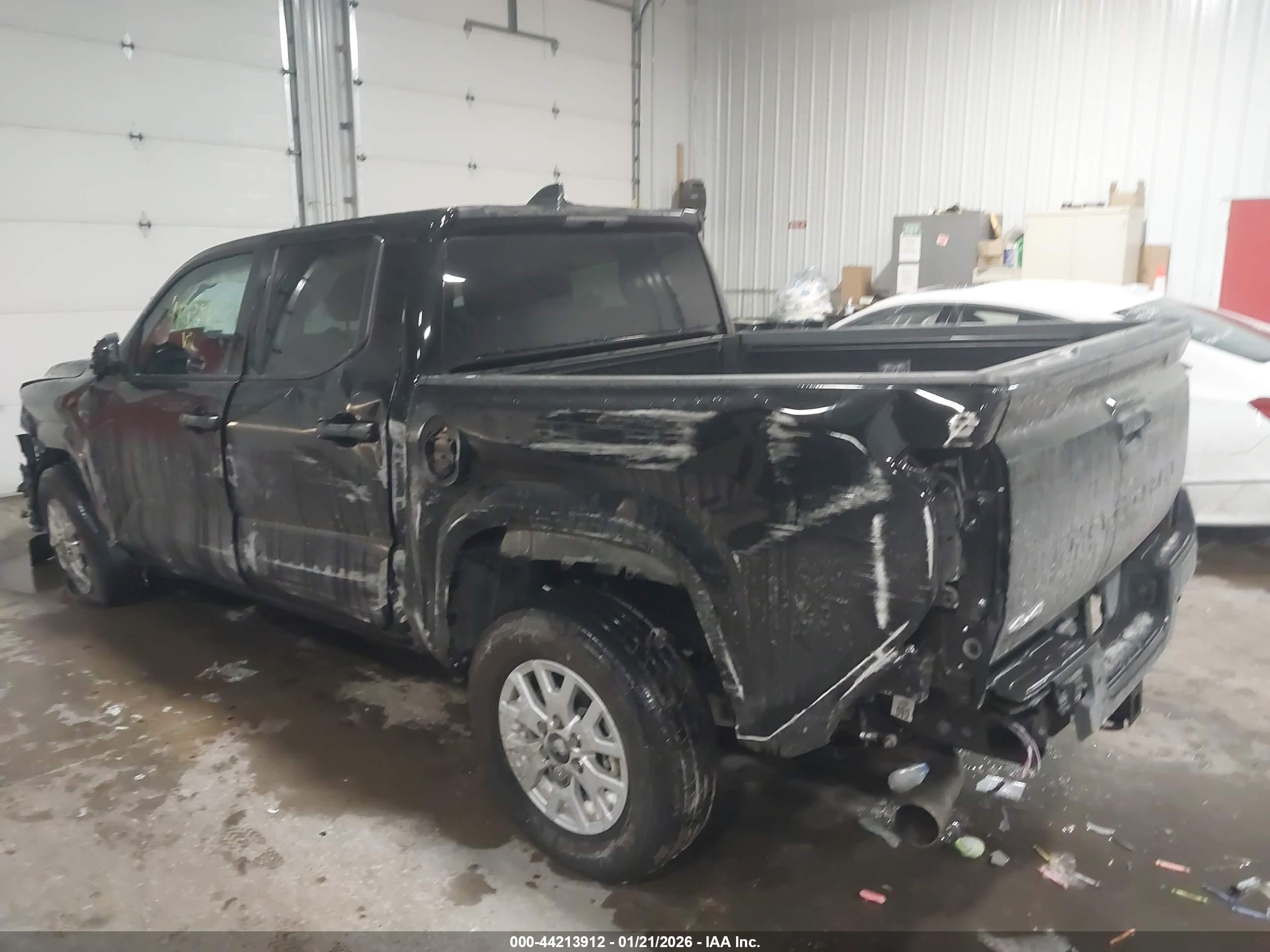 TOYOTA TACOMA image 3