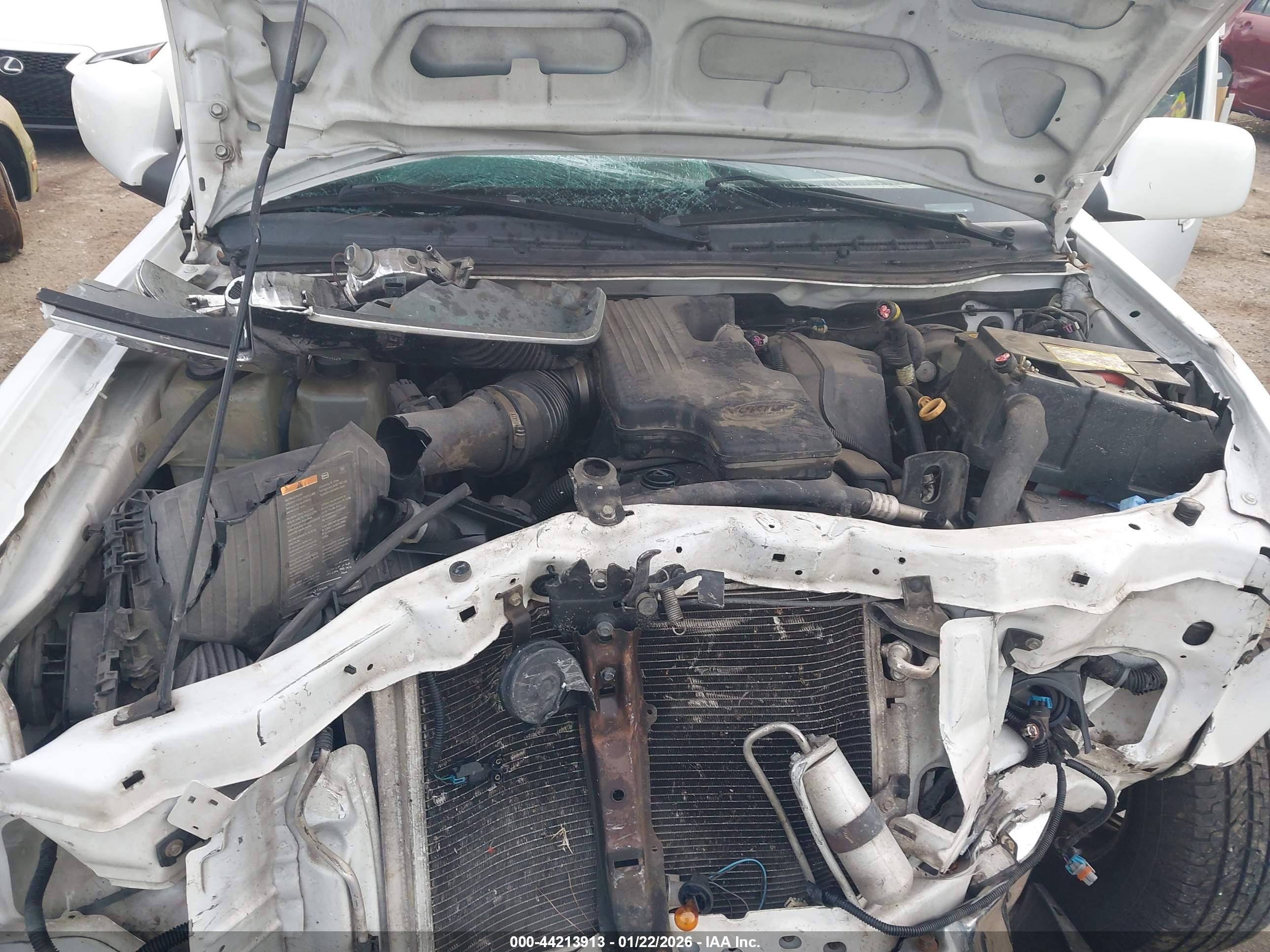 GMC CANYON image 10