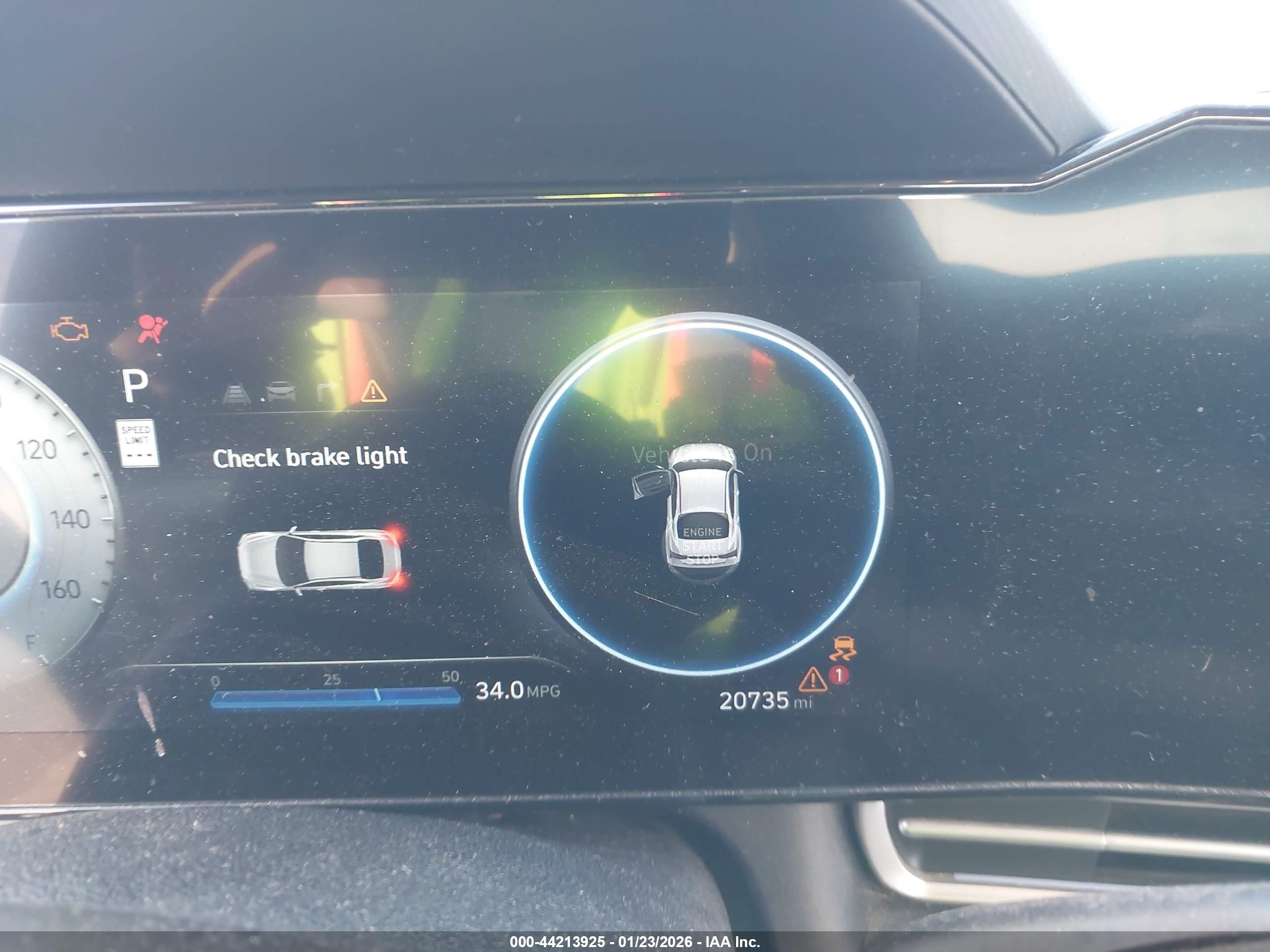 HYUNDAI ELANTRA image 7