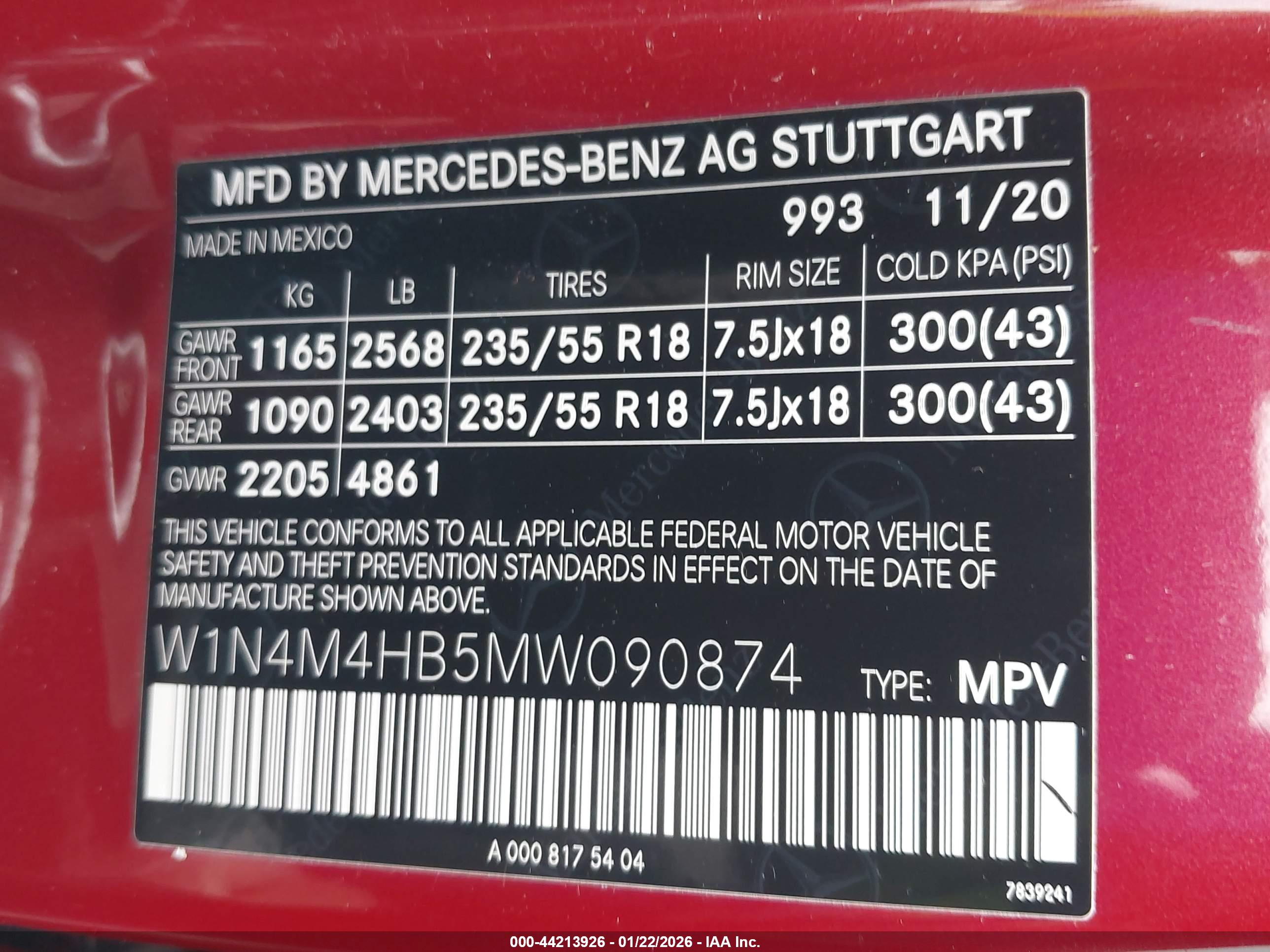 MERCEDES-BENZ GLB image 9
