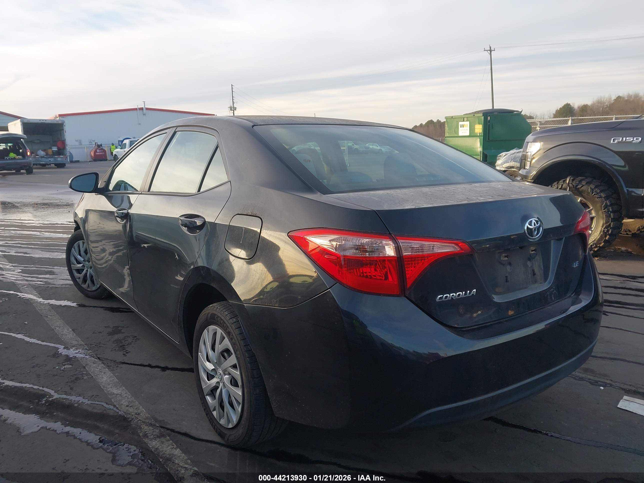 TOYOTA COROLLA image 3