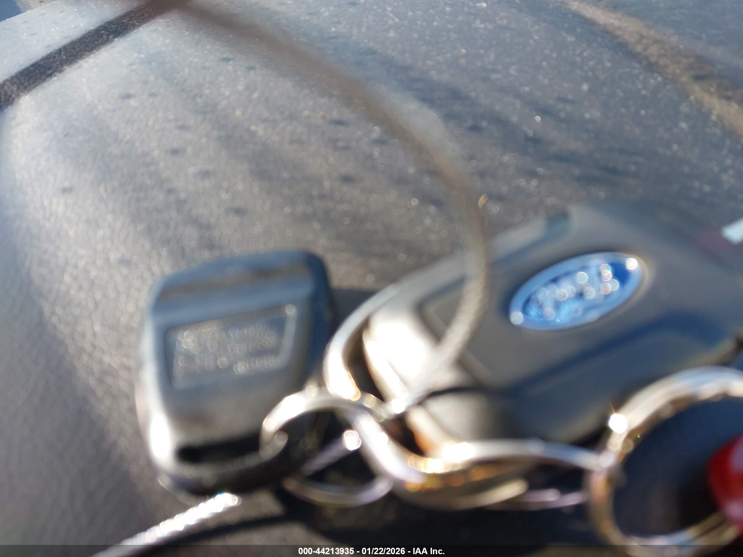 FORD FUSION image 11
