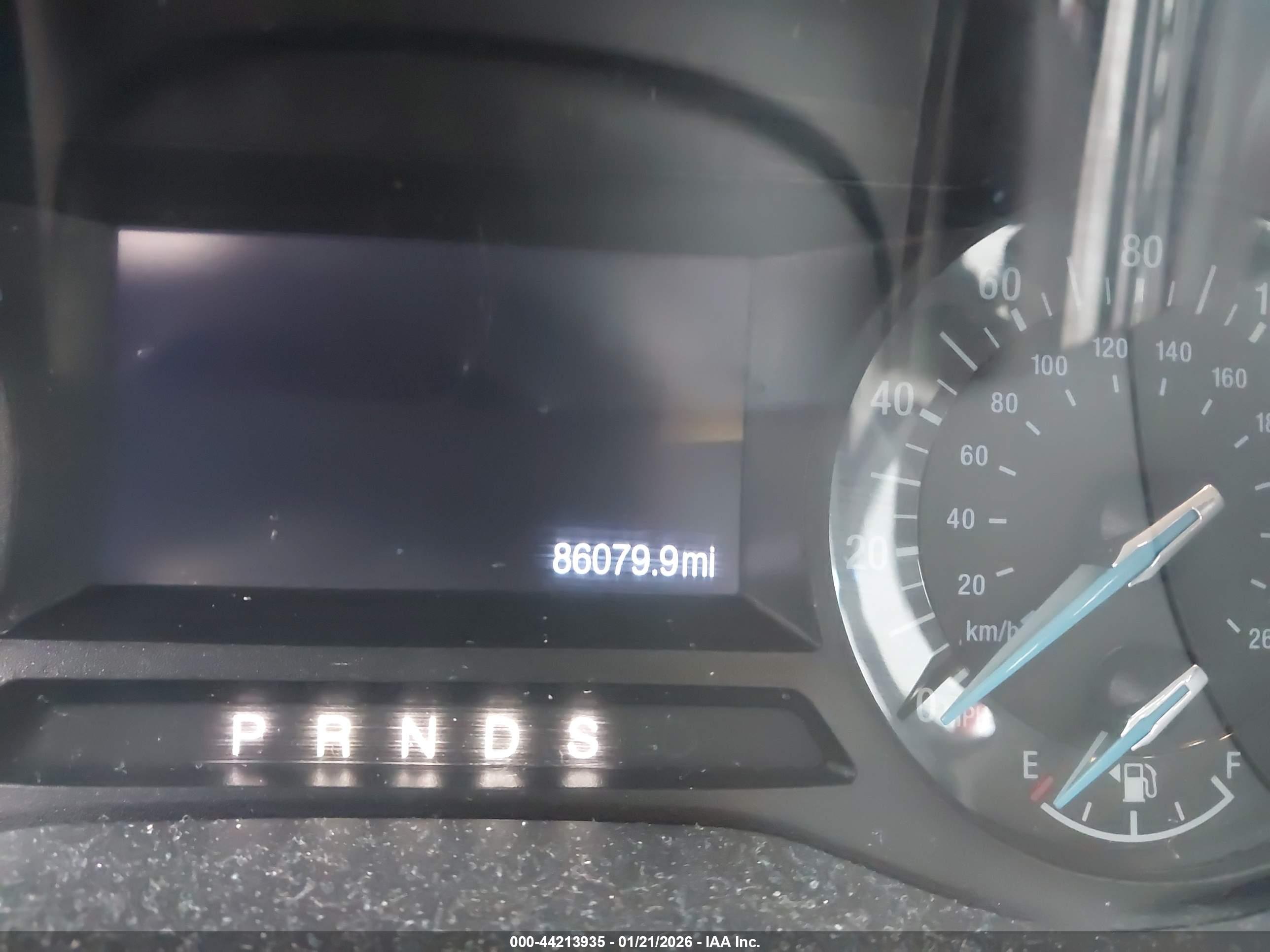 FORD FUSION image 7