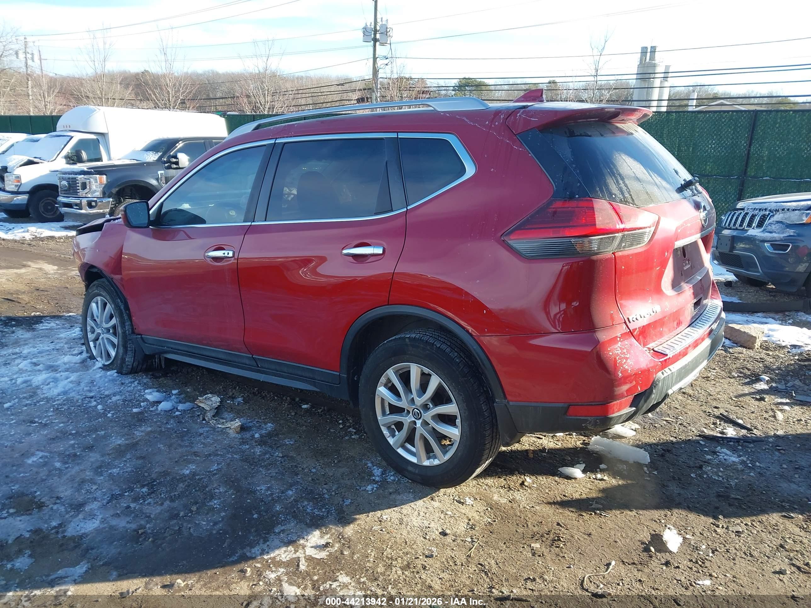 NISSAN ROGUE image 3