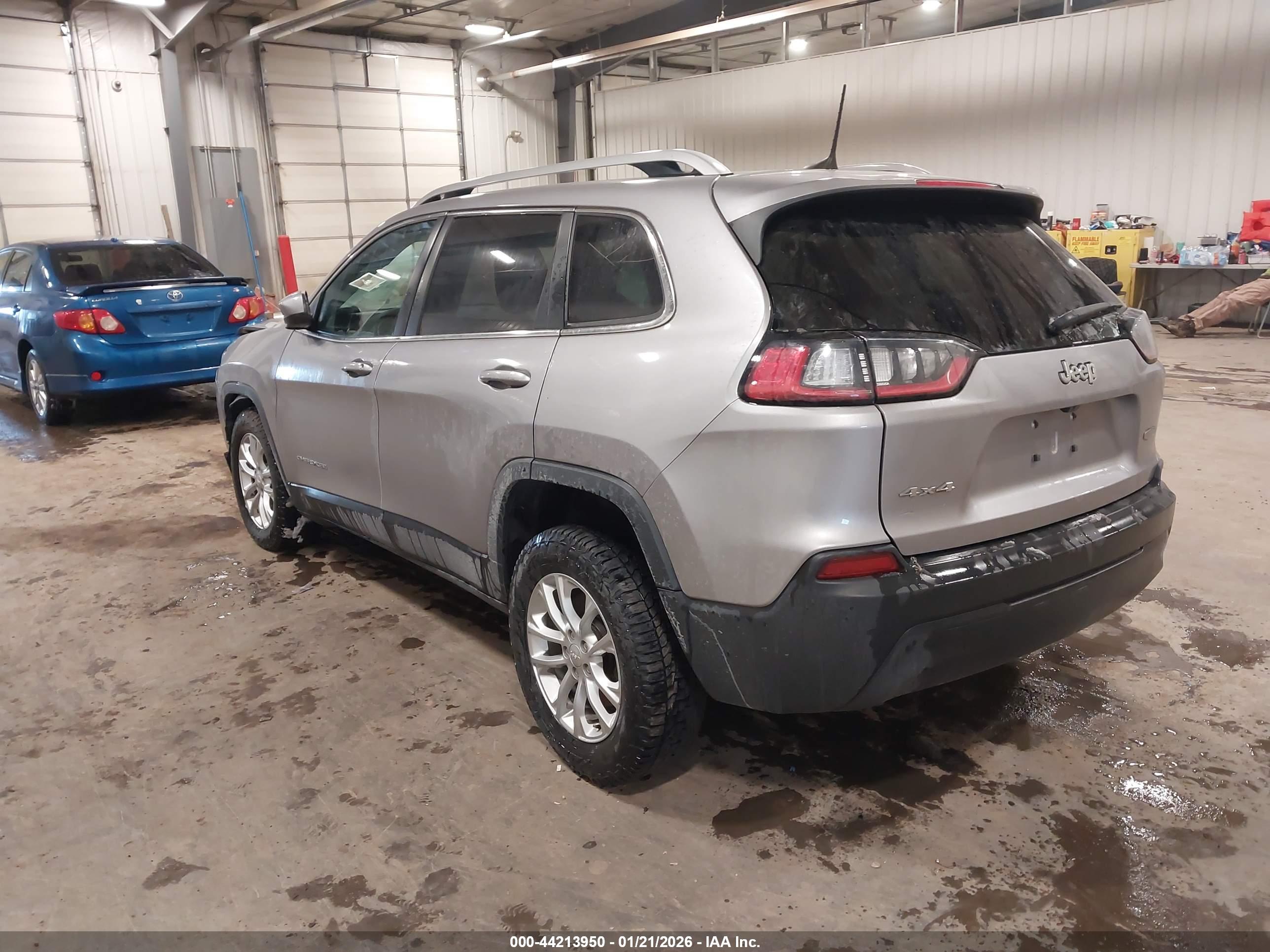 JEEP CHEROKEE image 3