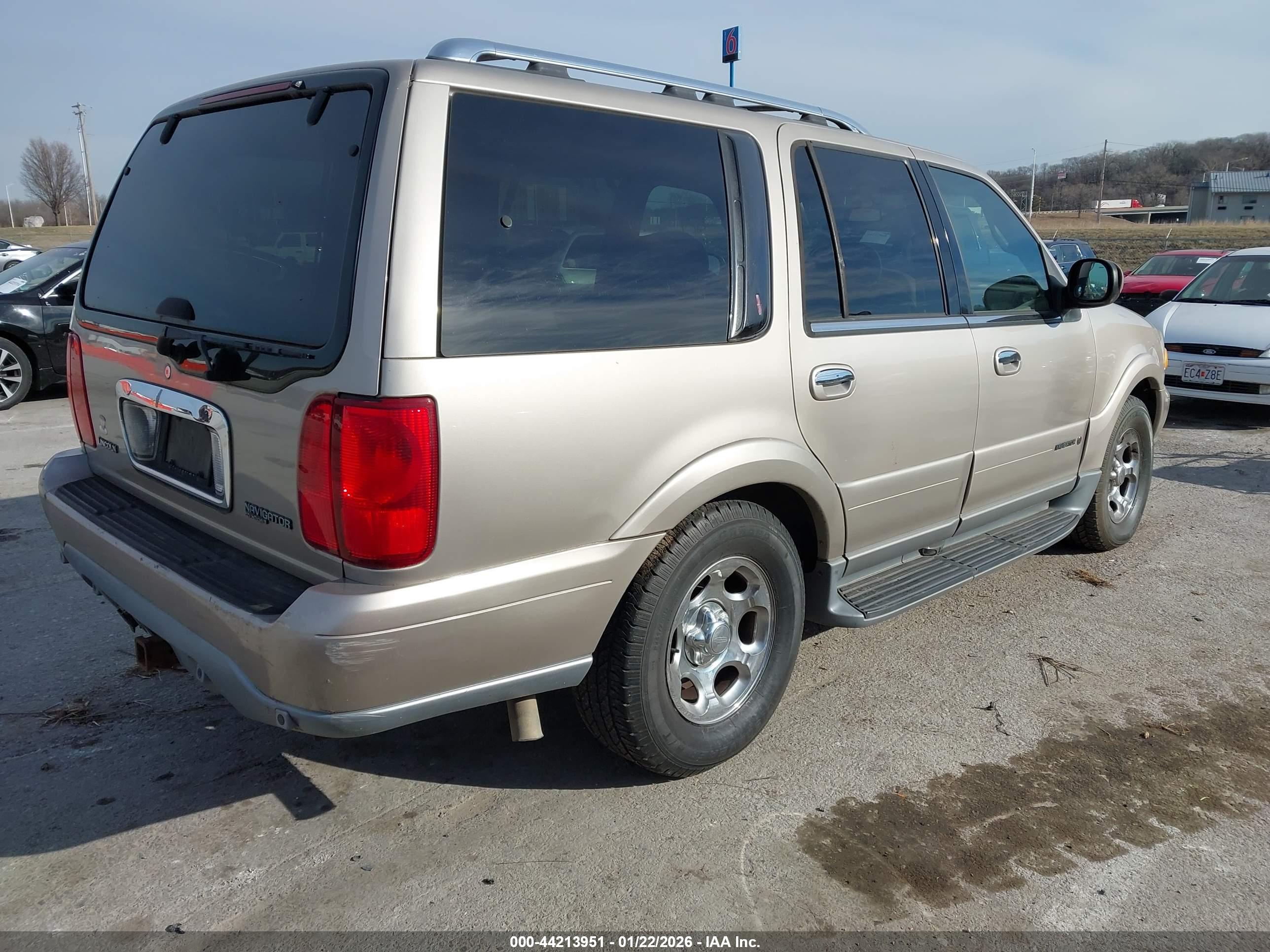 LINCOLN NAVIGATOR image 4