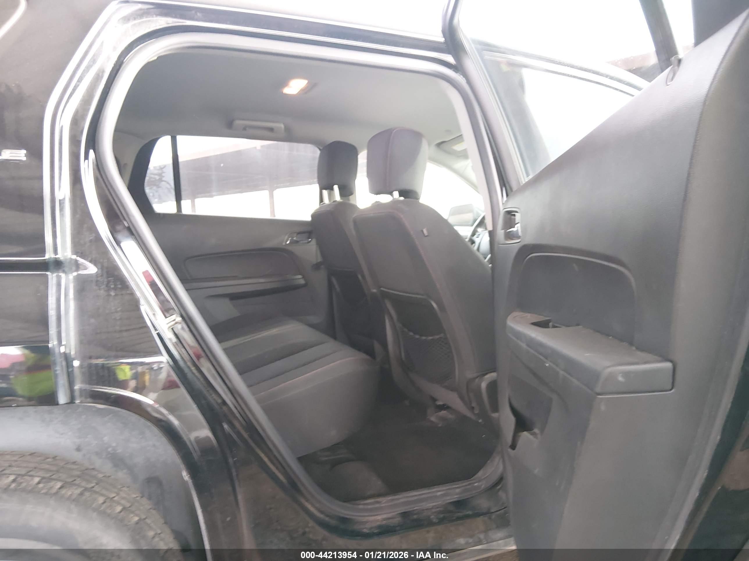 GMC TERRAIN image 8
