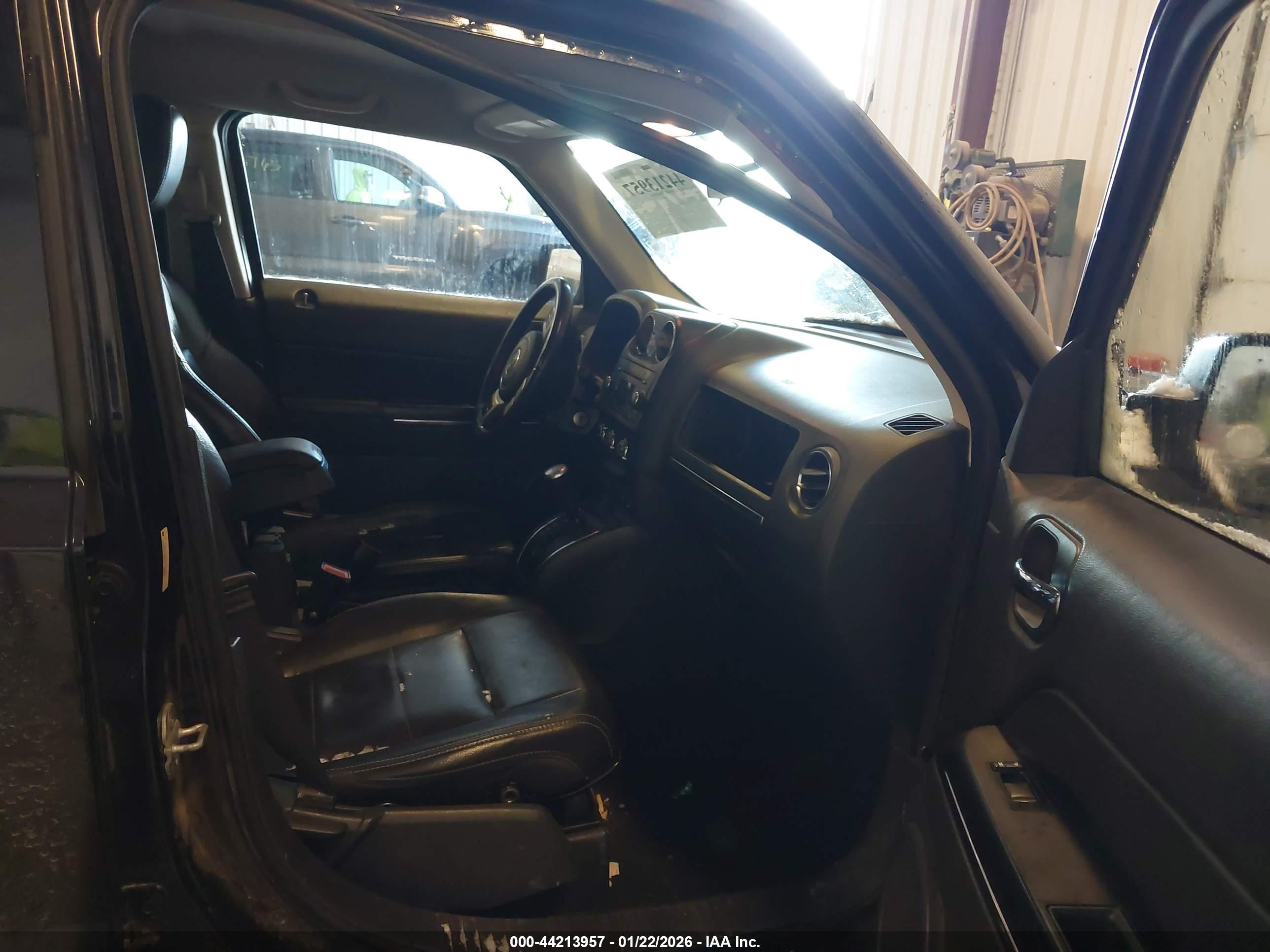 JEEP PATRIOT image 5