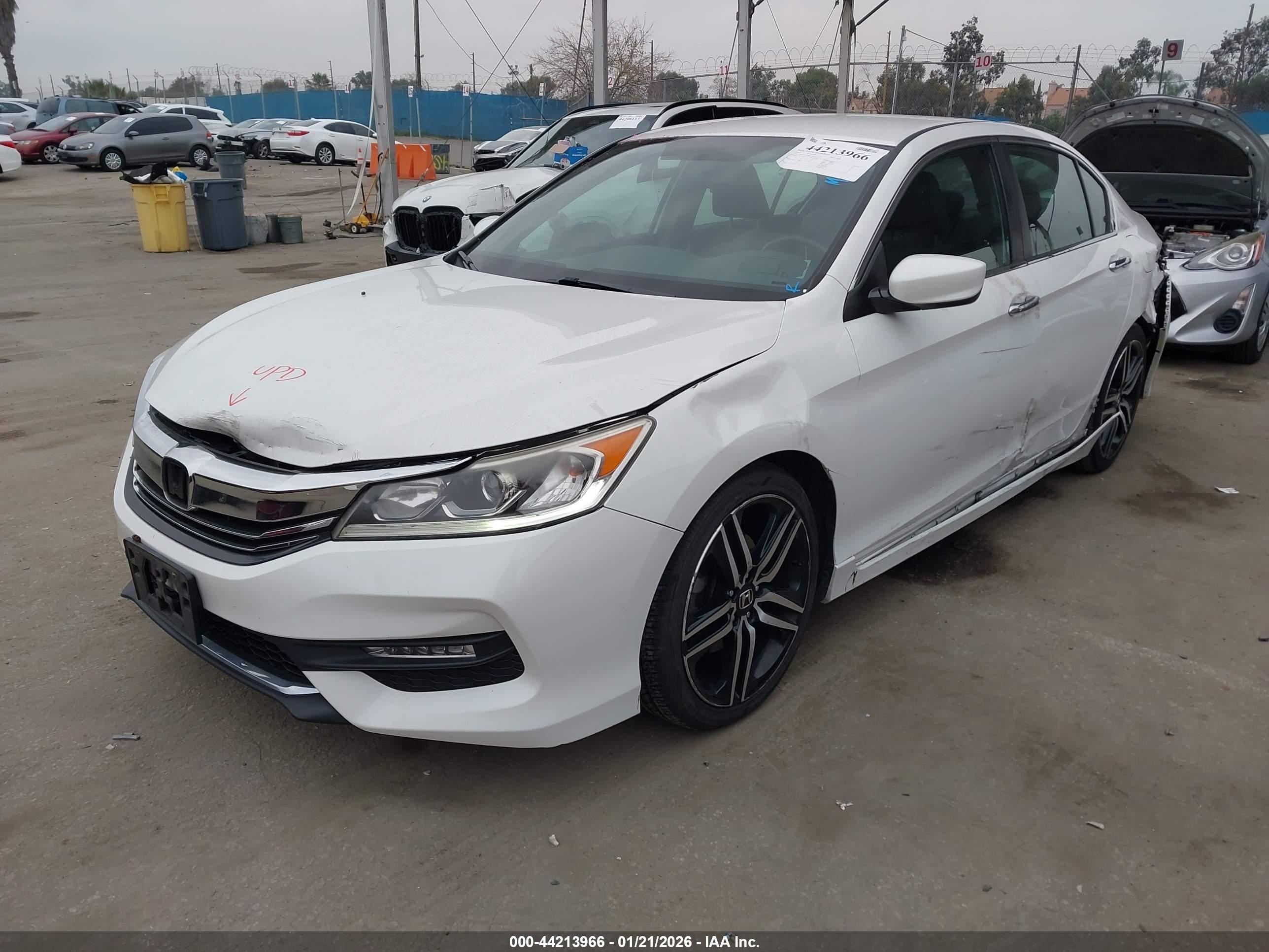 HONDA ACCORD image 2