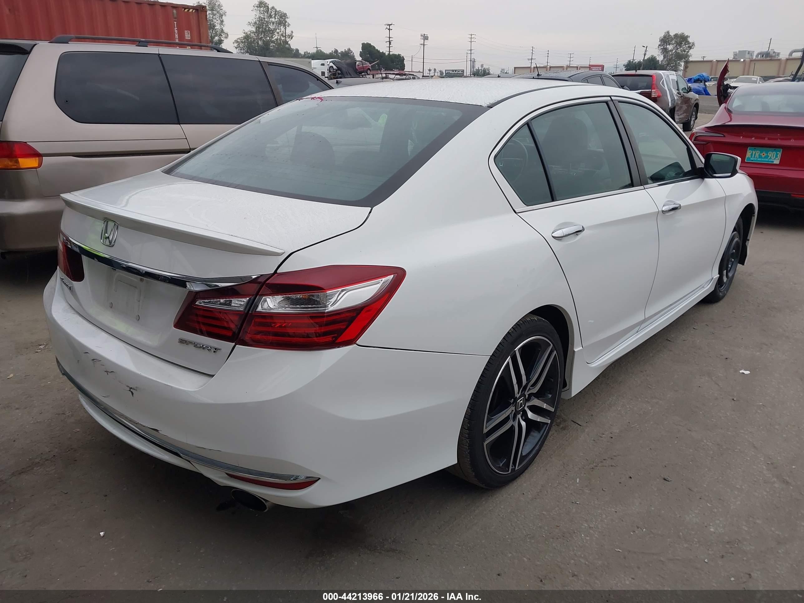 HONDA ACCORD image 4