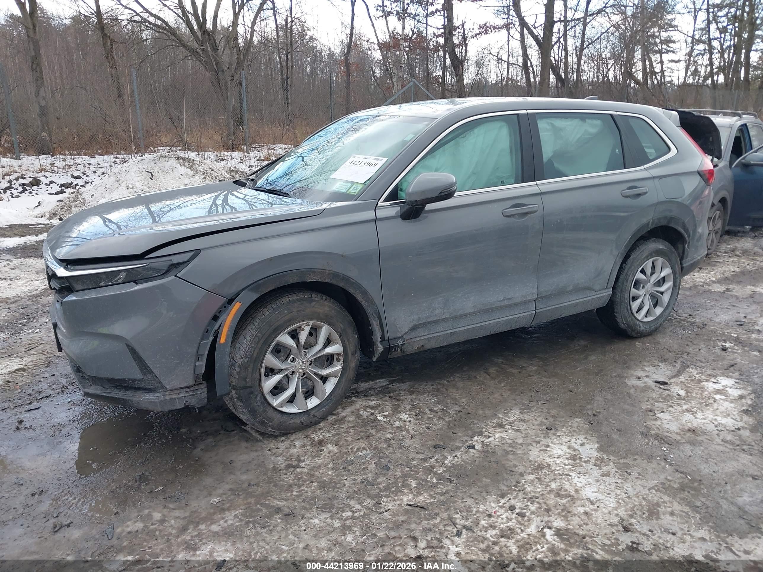 HONDA CR-V image 2