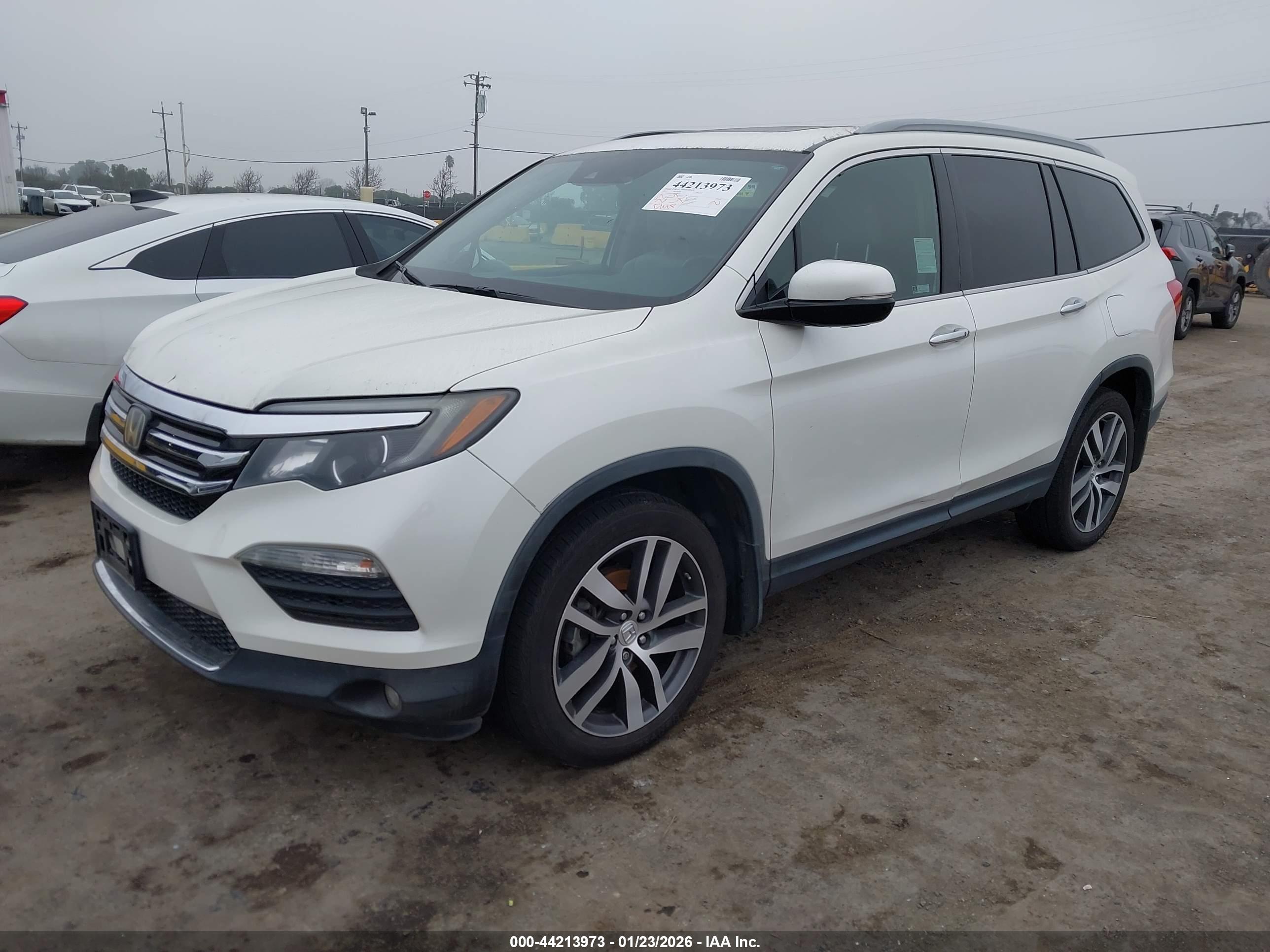 HONDA PILOT image 2