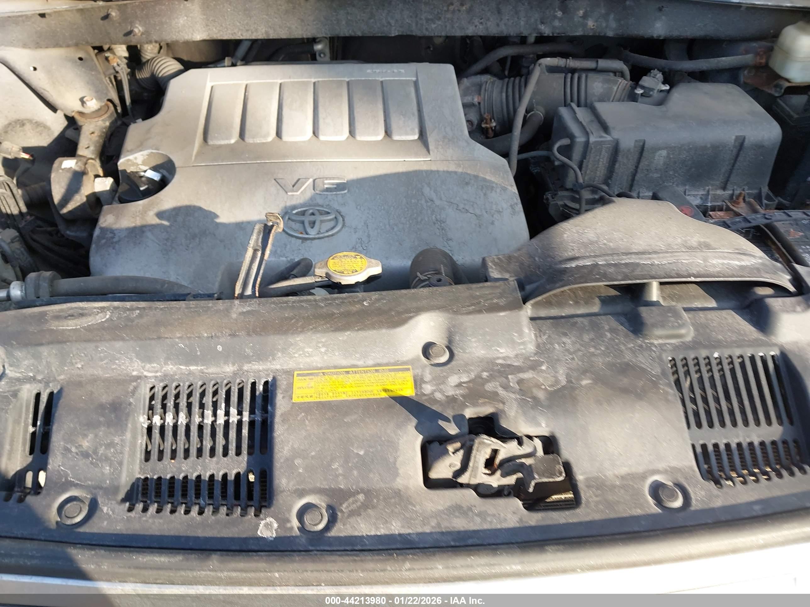 TOYOTA HIGHLANDER image 10