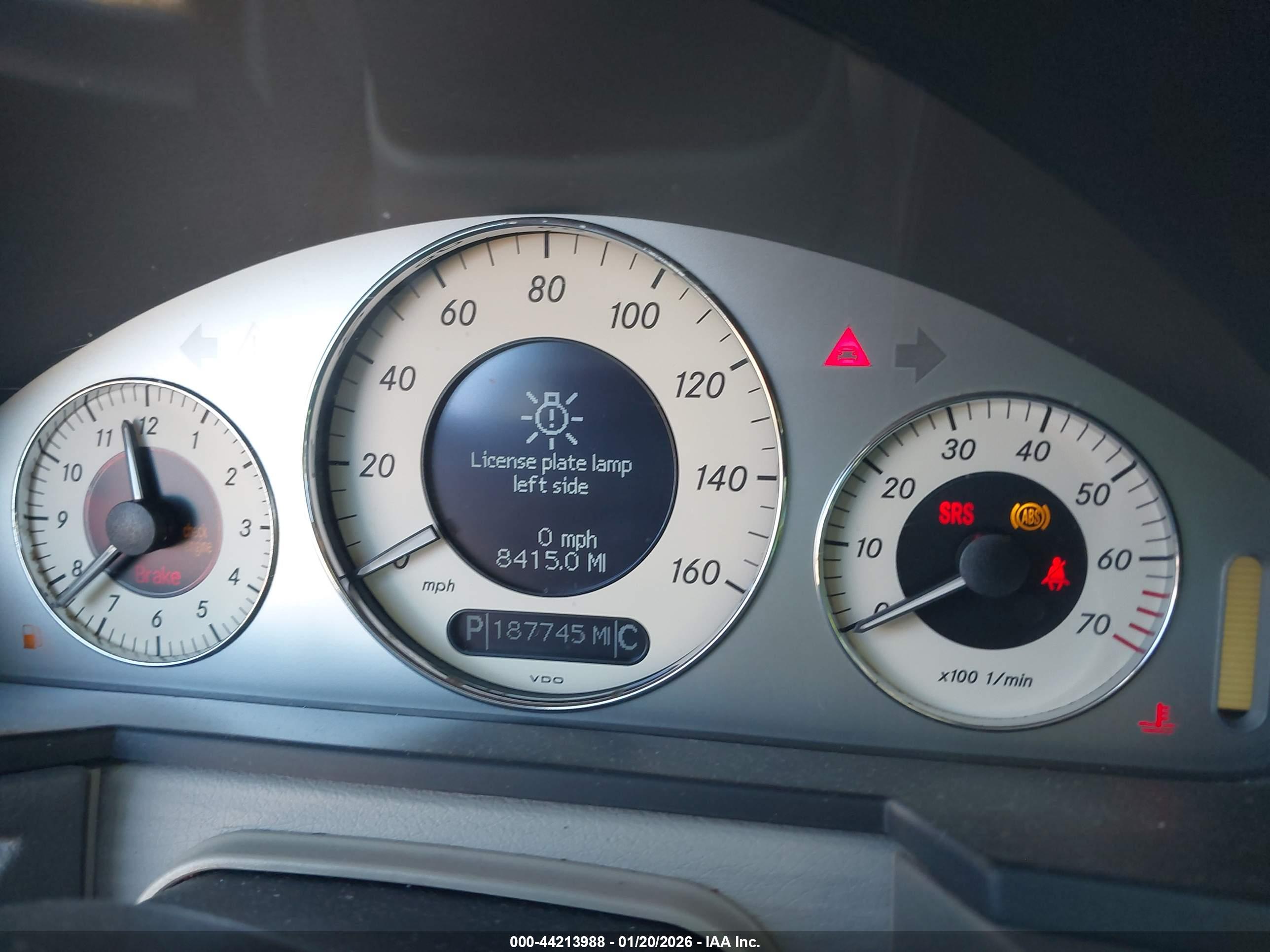 MERCEDES-BENZ E image 7