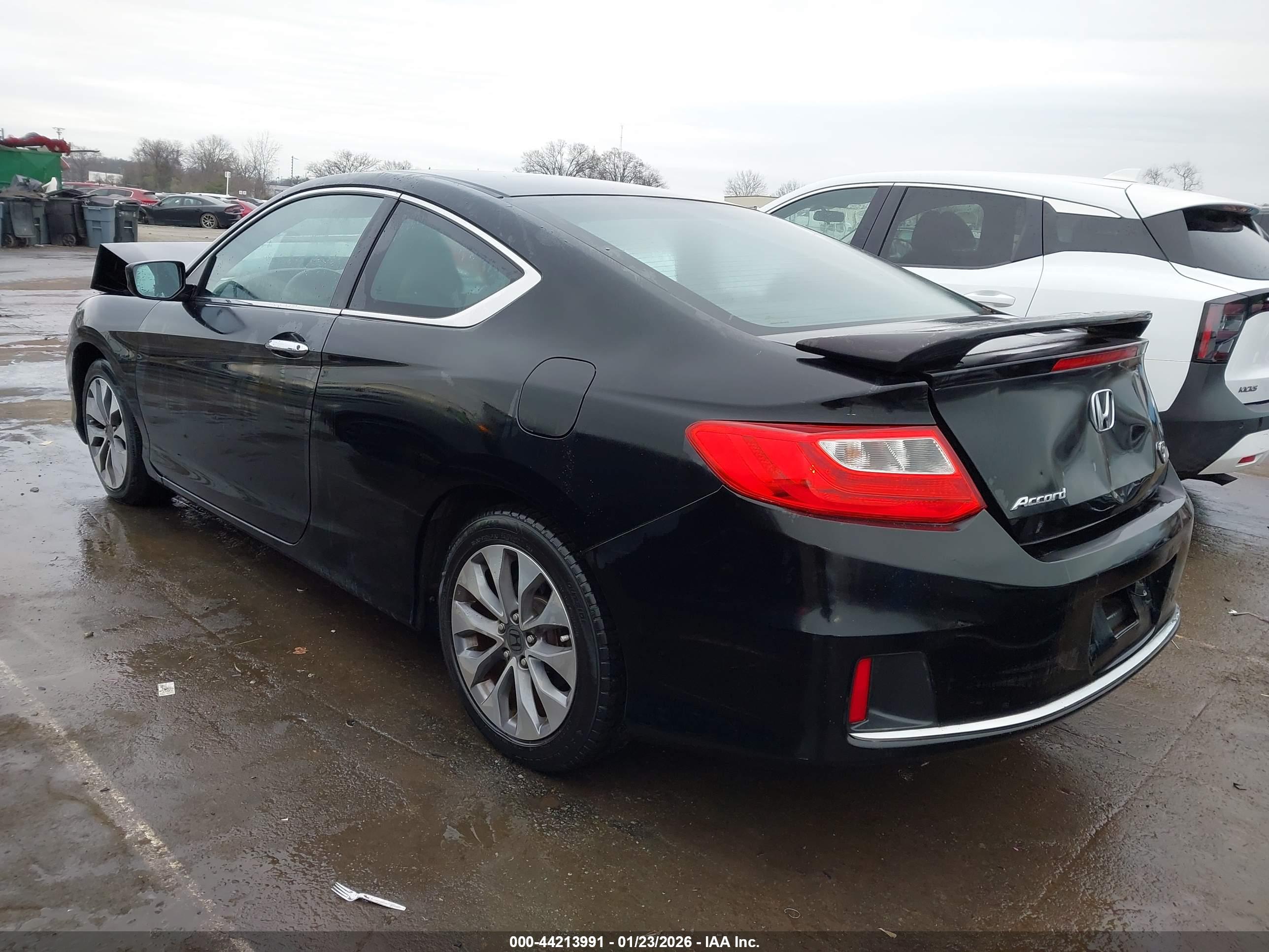 HONDA ACCORD image 3