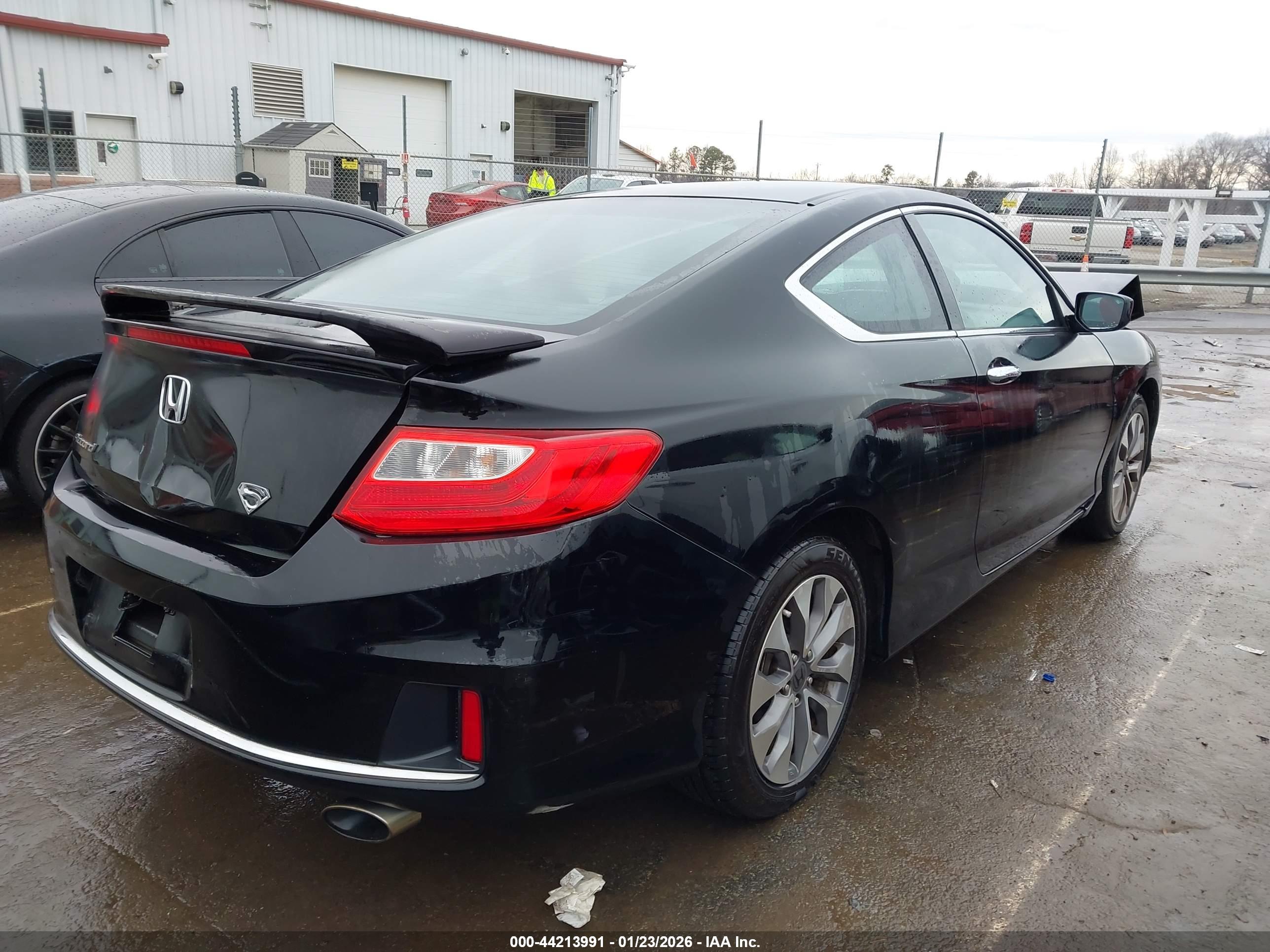 HONDA ACCORD image 4