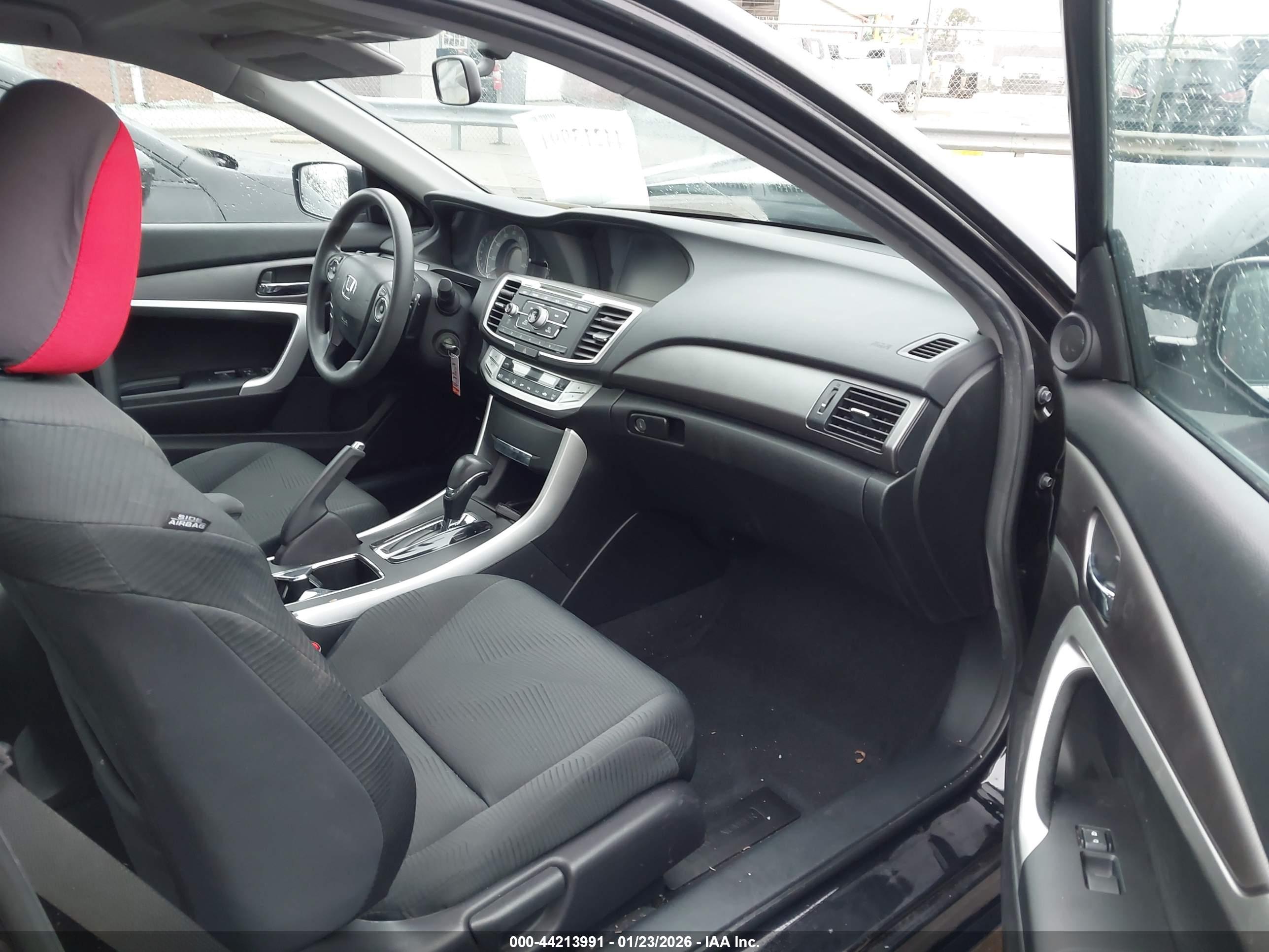 HONDA ACCORD image 5