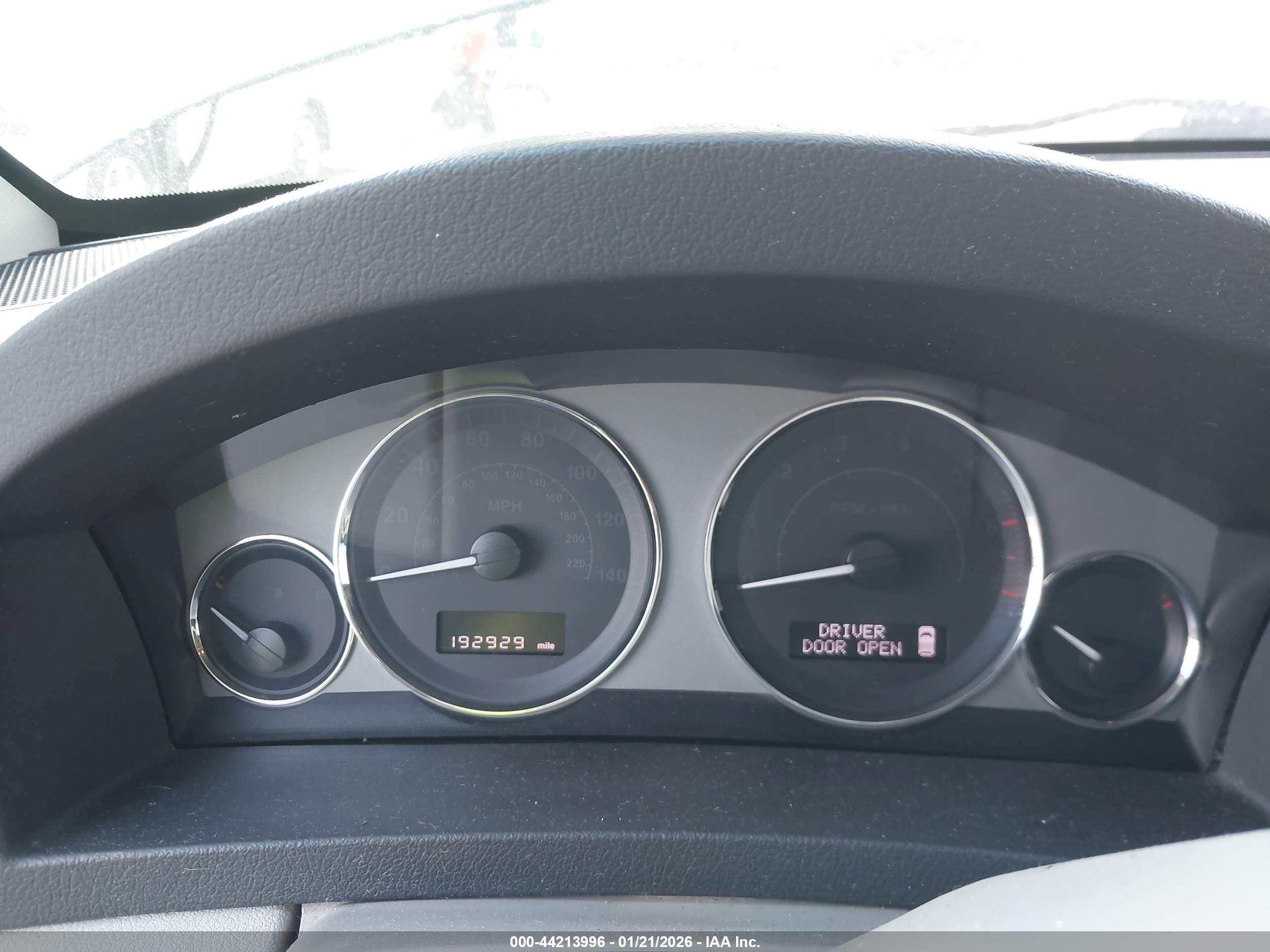 JEEP GRAND image 7
