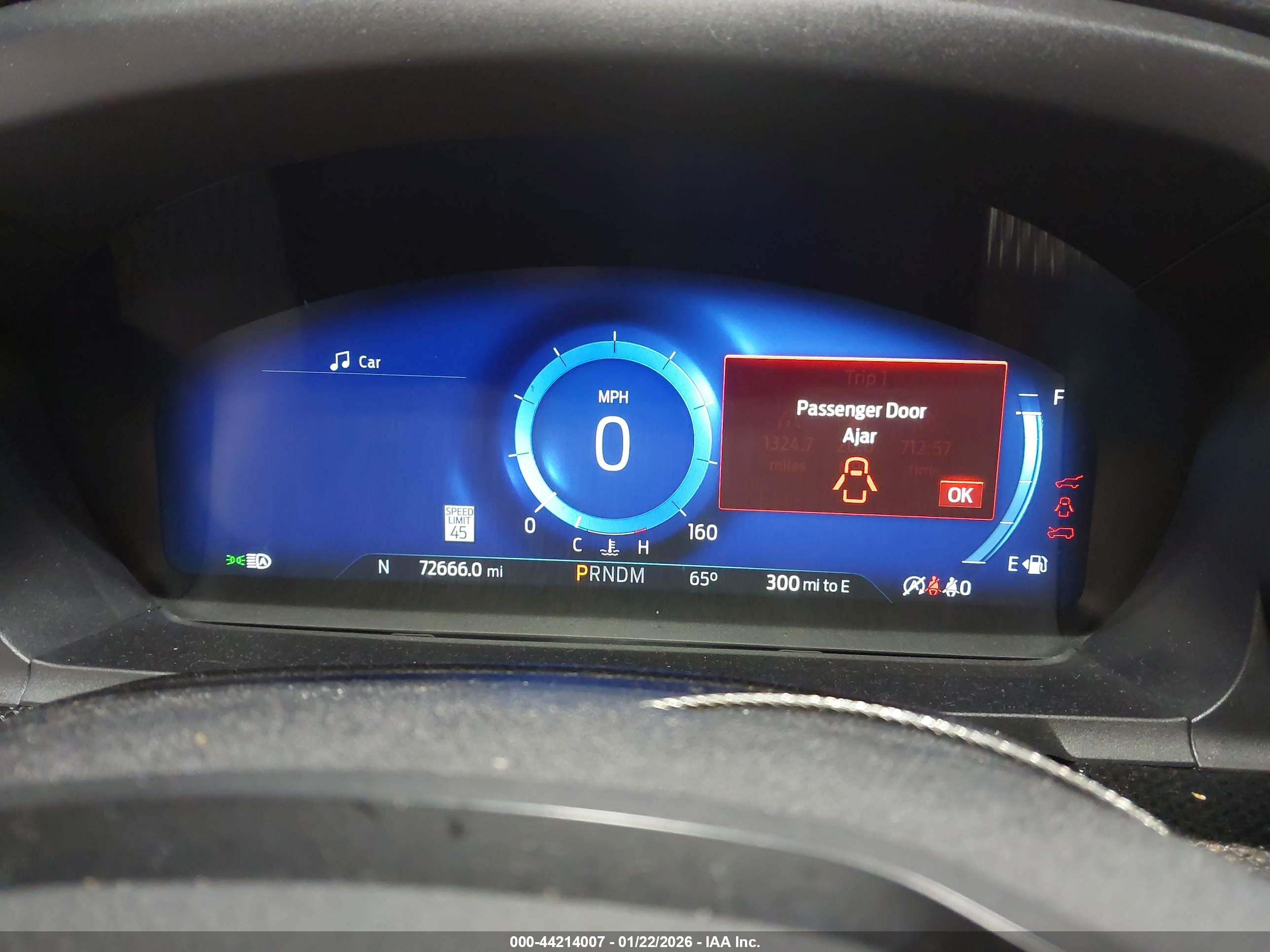 FORD EXPLORER image 7