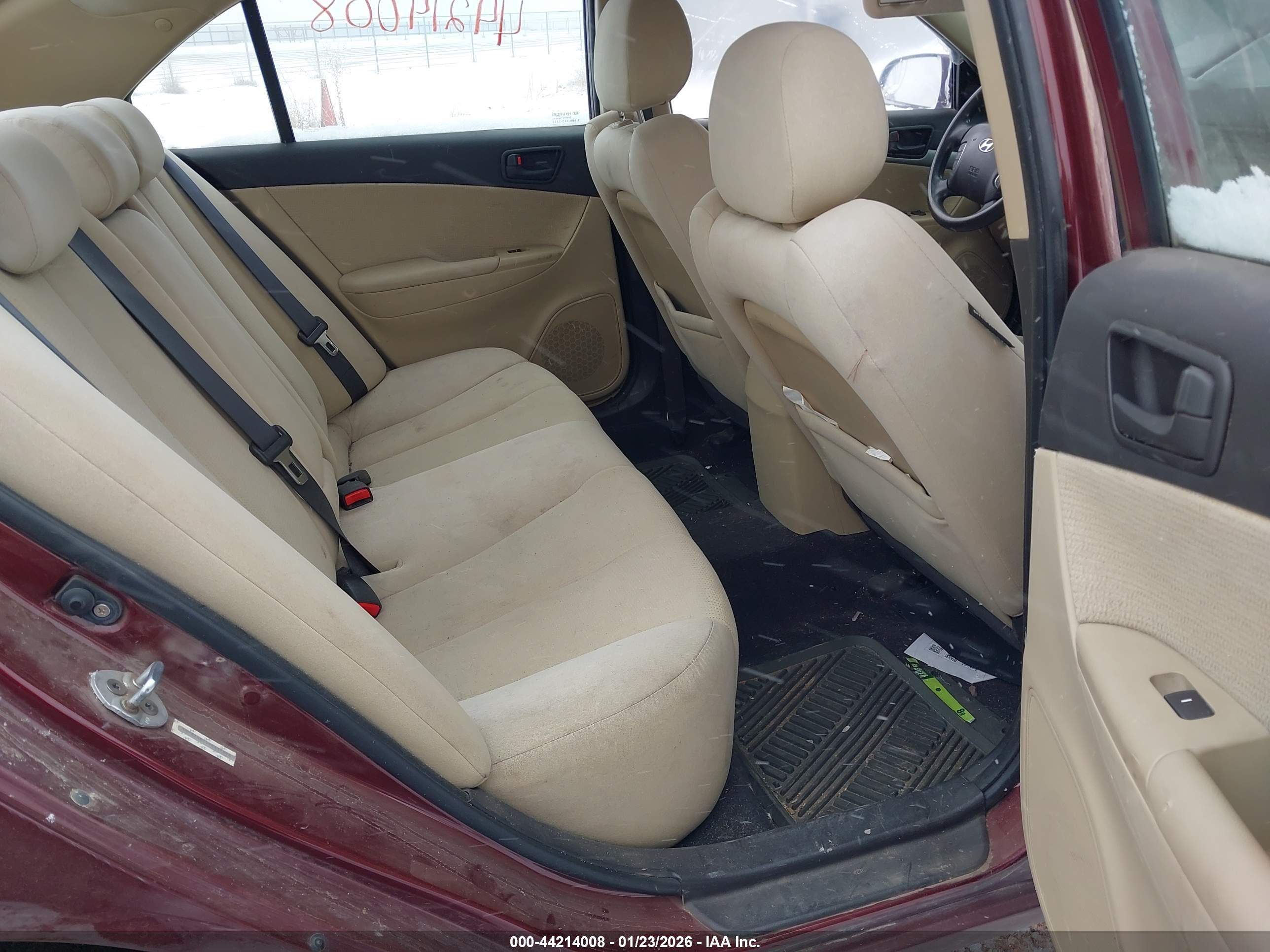 HYUNDAI SONATA image 8