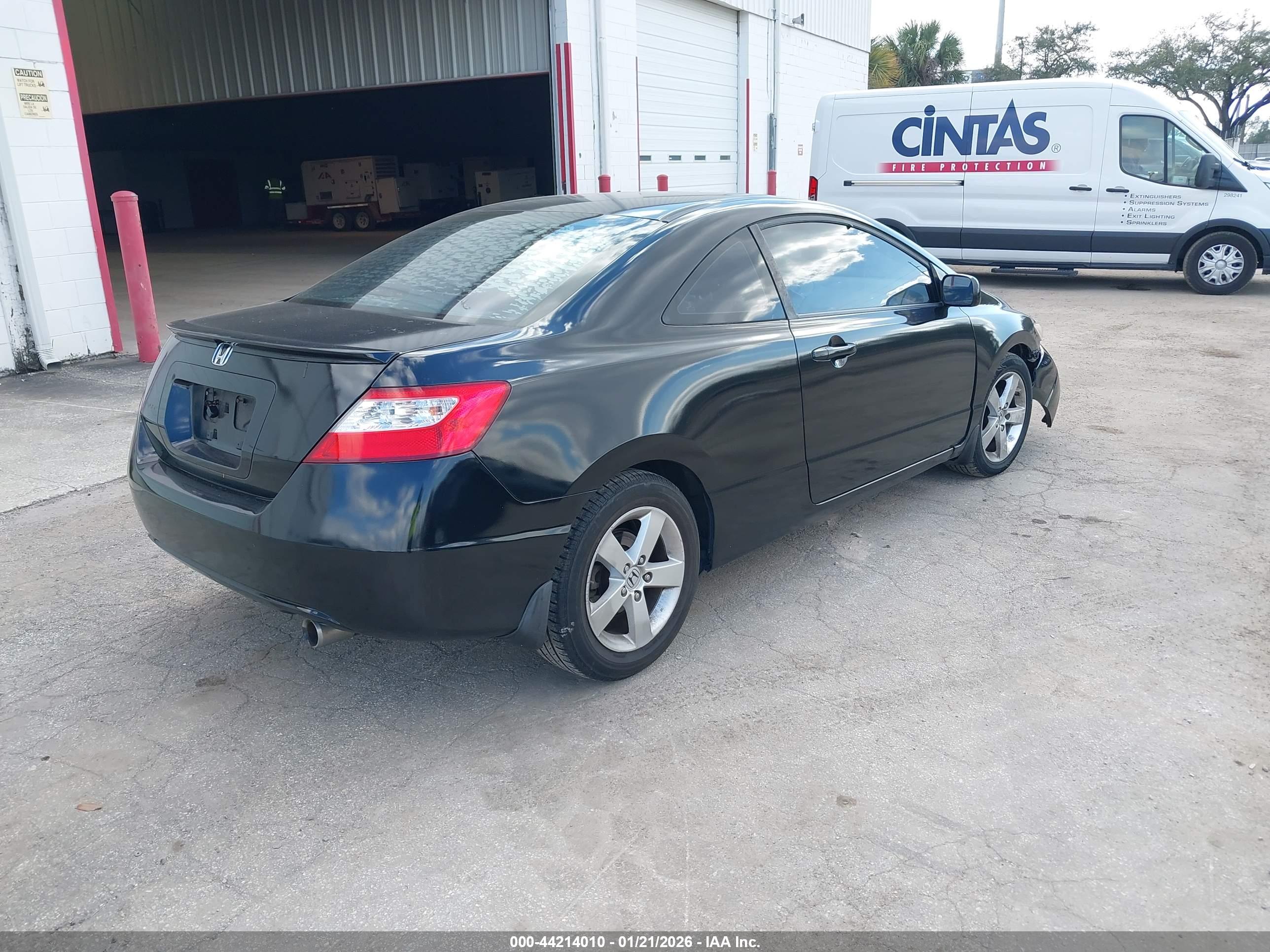 HONDA CIVIC image 4
