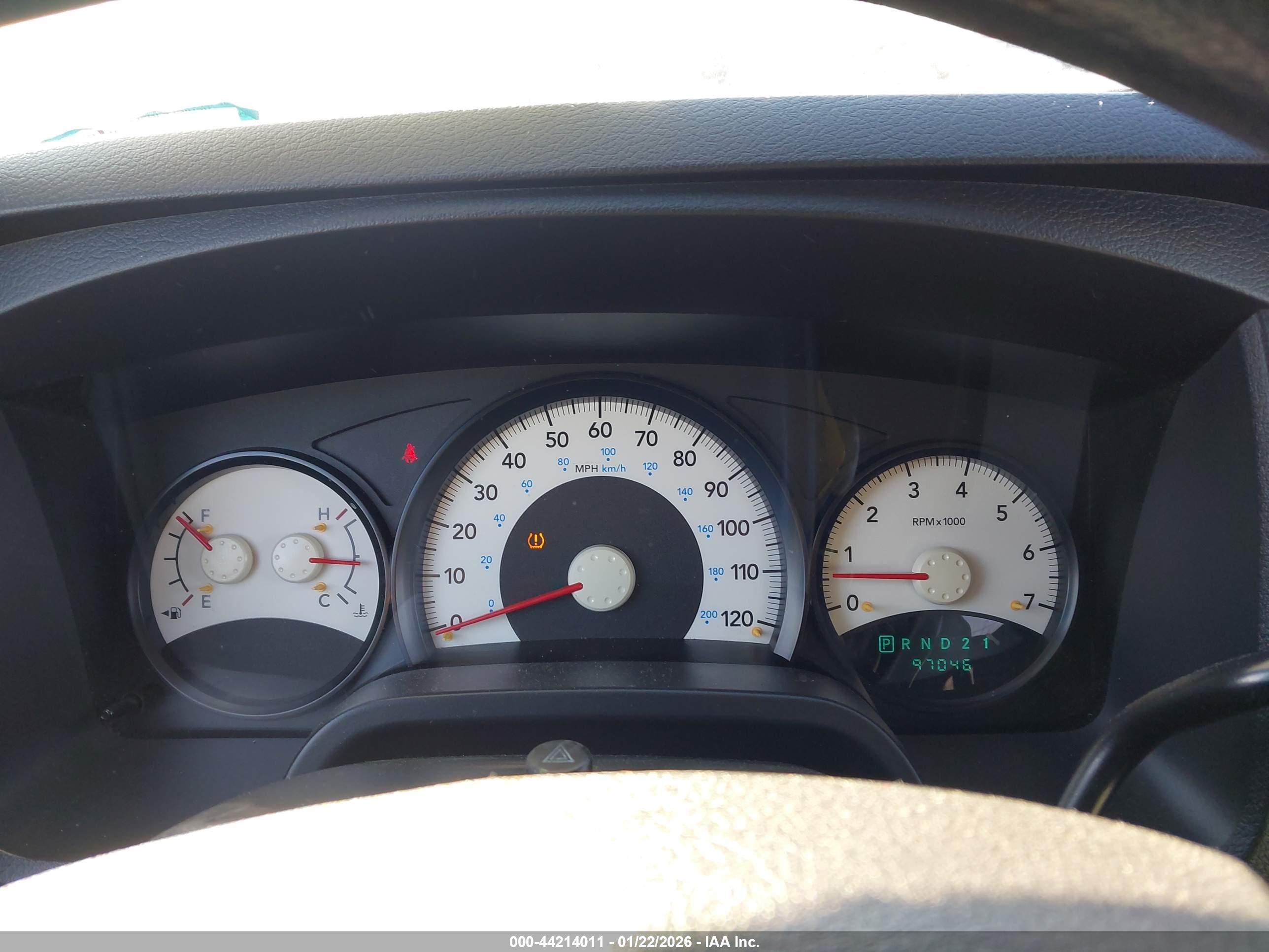 DODGE DAKOTA image 7