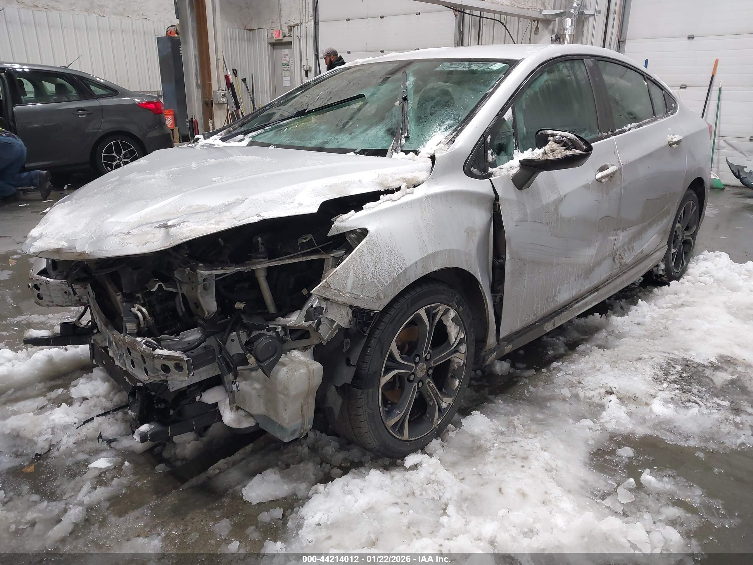 CHEVROLET CRUZE image 2