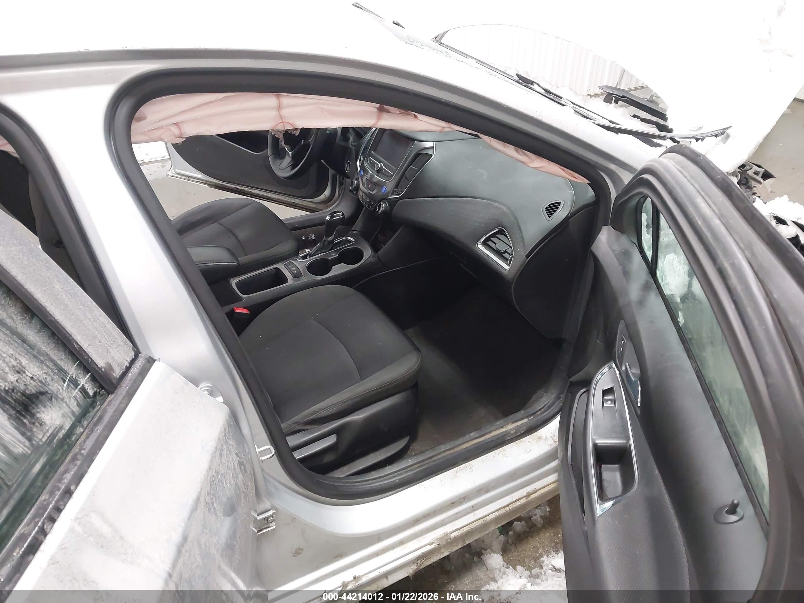 CHEVROLET CRUZE image 5