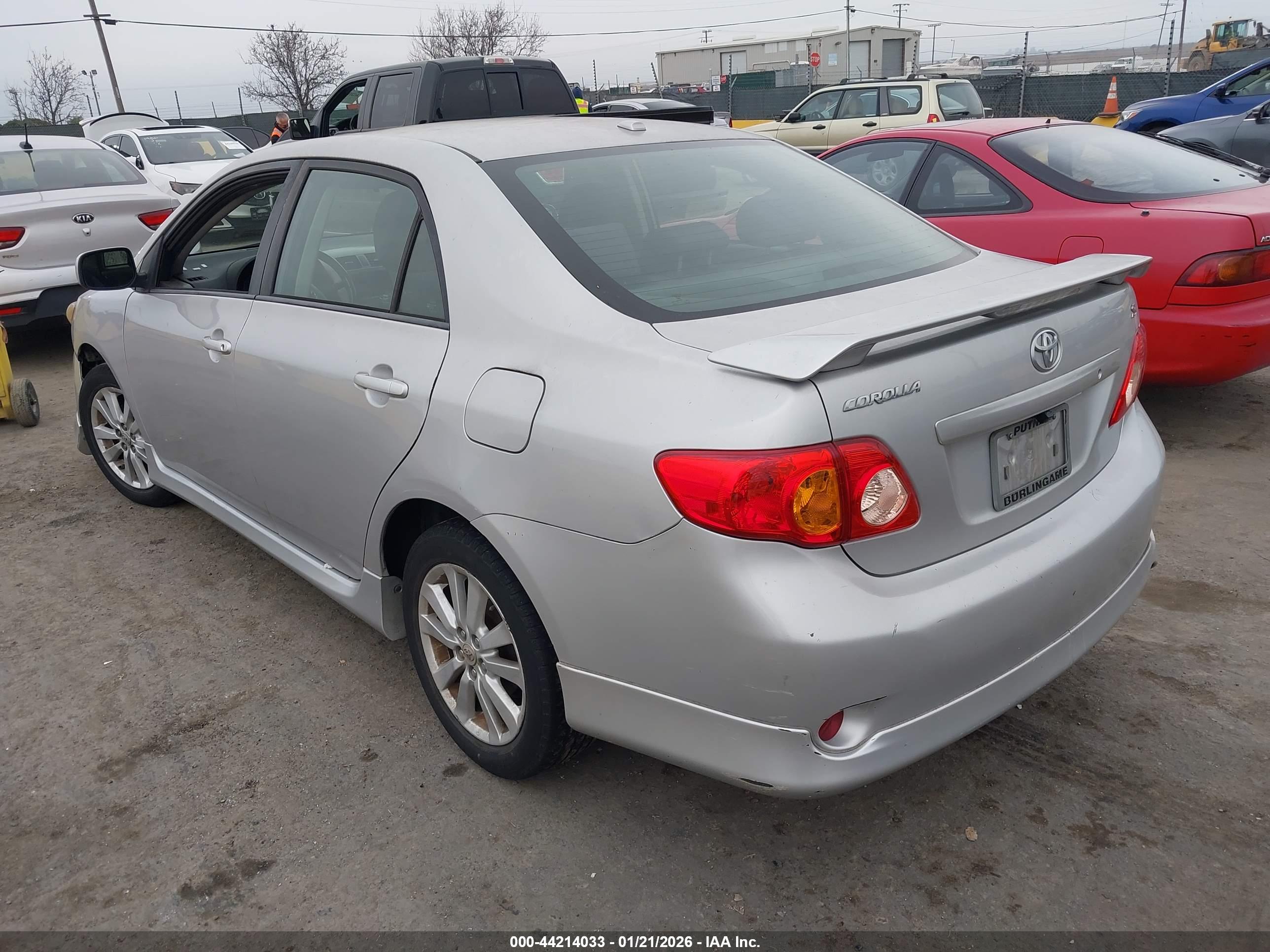TOYOTA COROLLA image 3