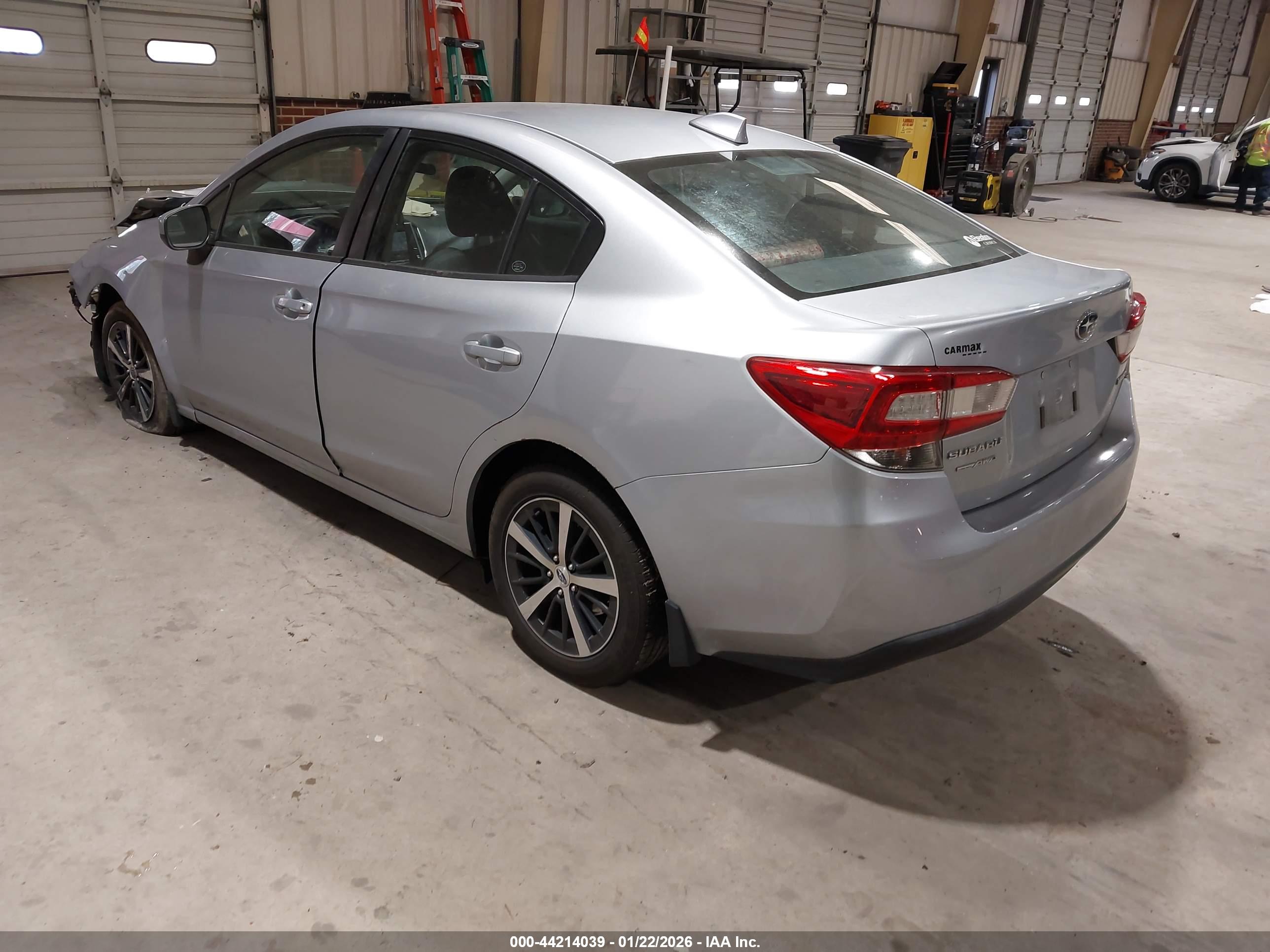 SUBARU IMPREZA image 3
