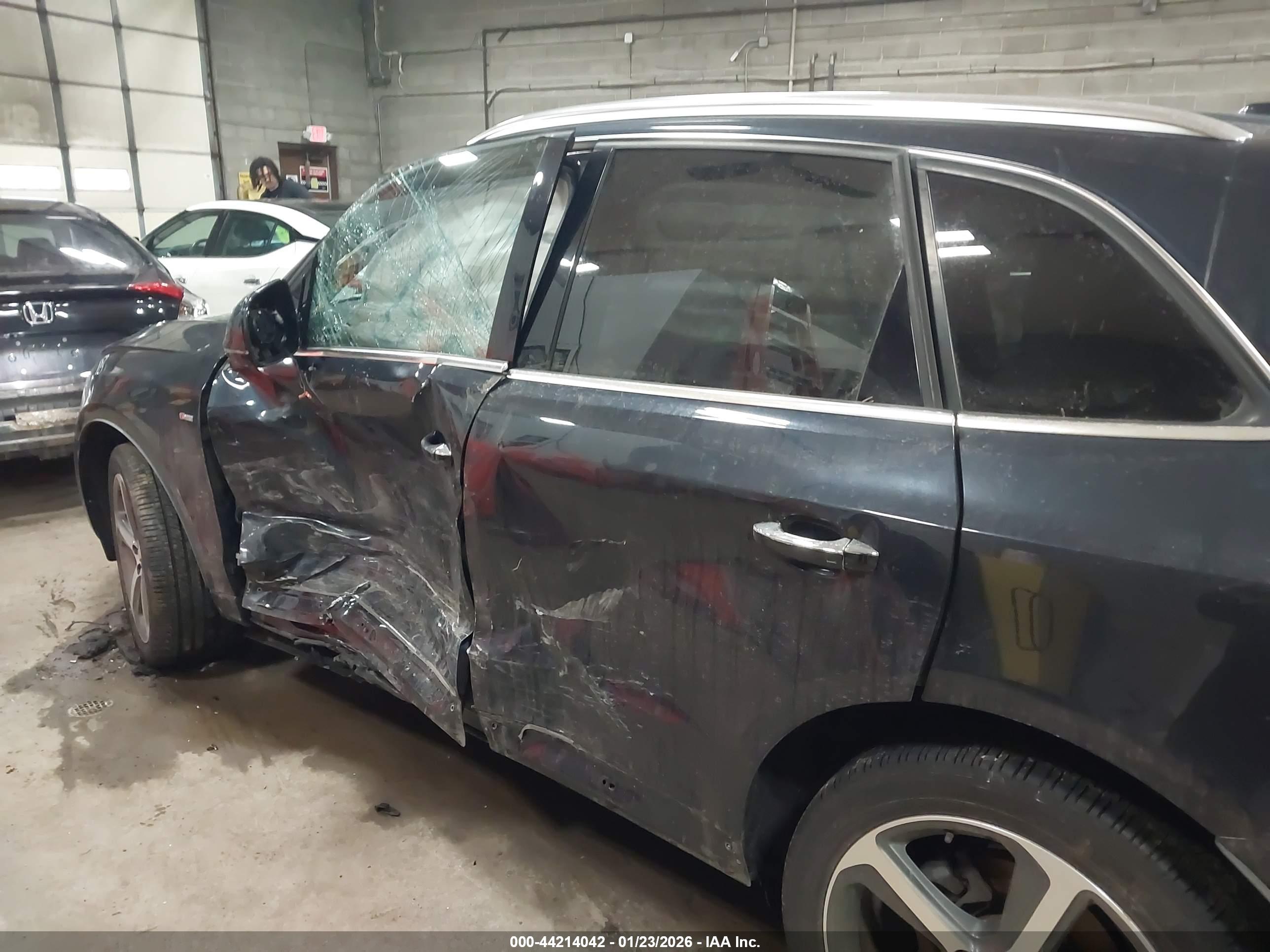 AUDI Q5 image 6