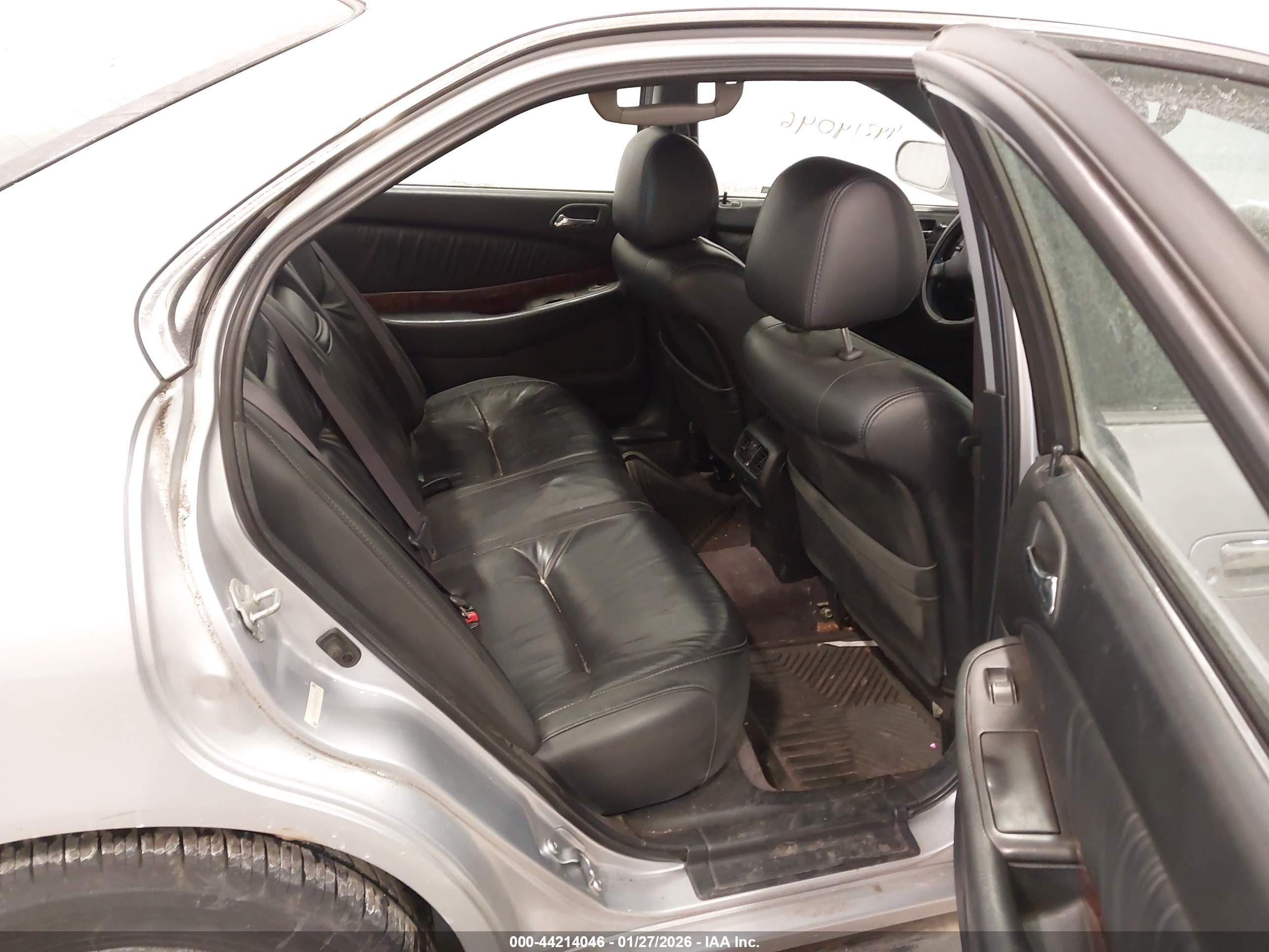 ACURA TL image 8
