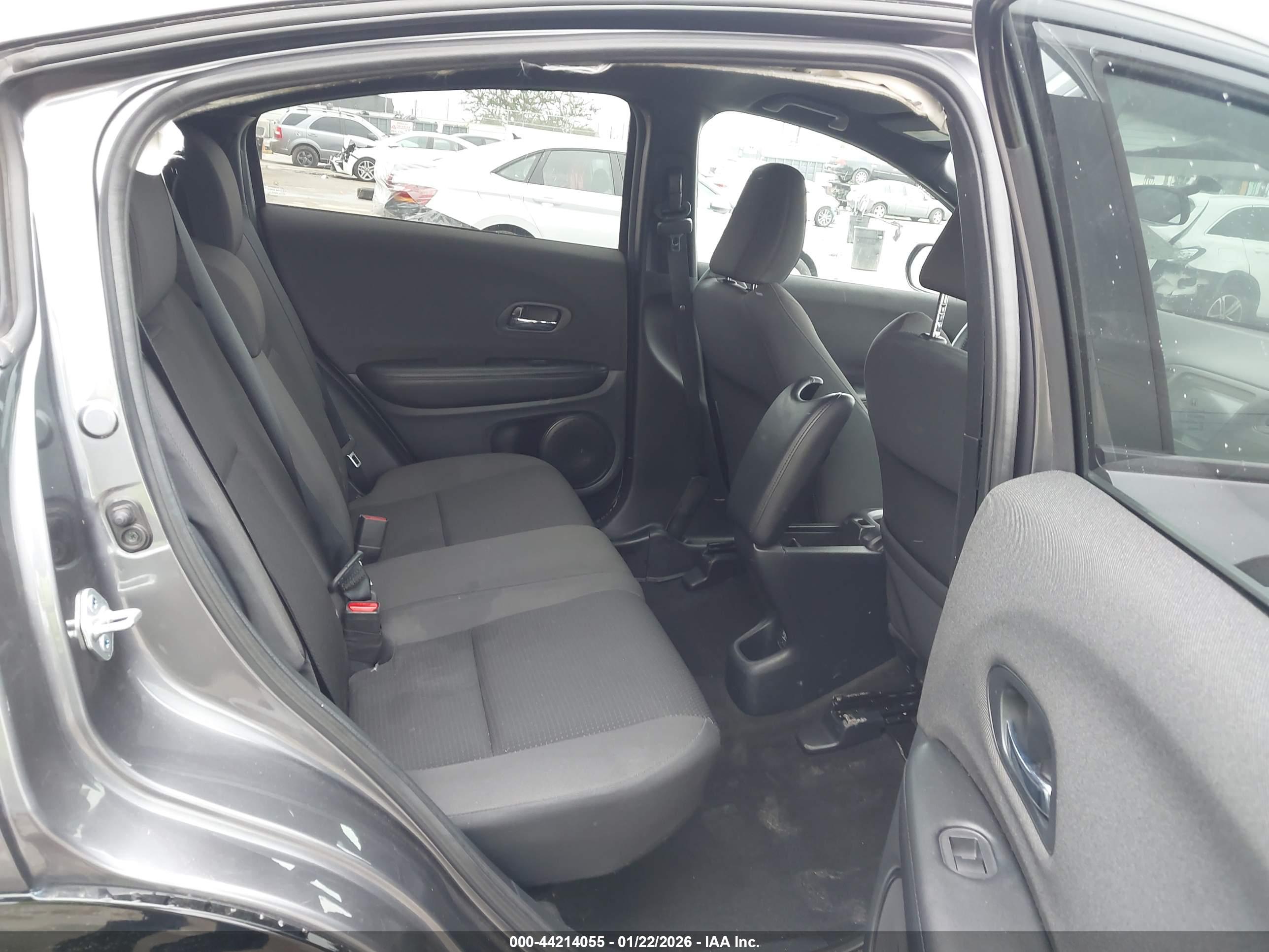 HONDA HR-V image 8