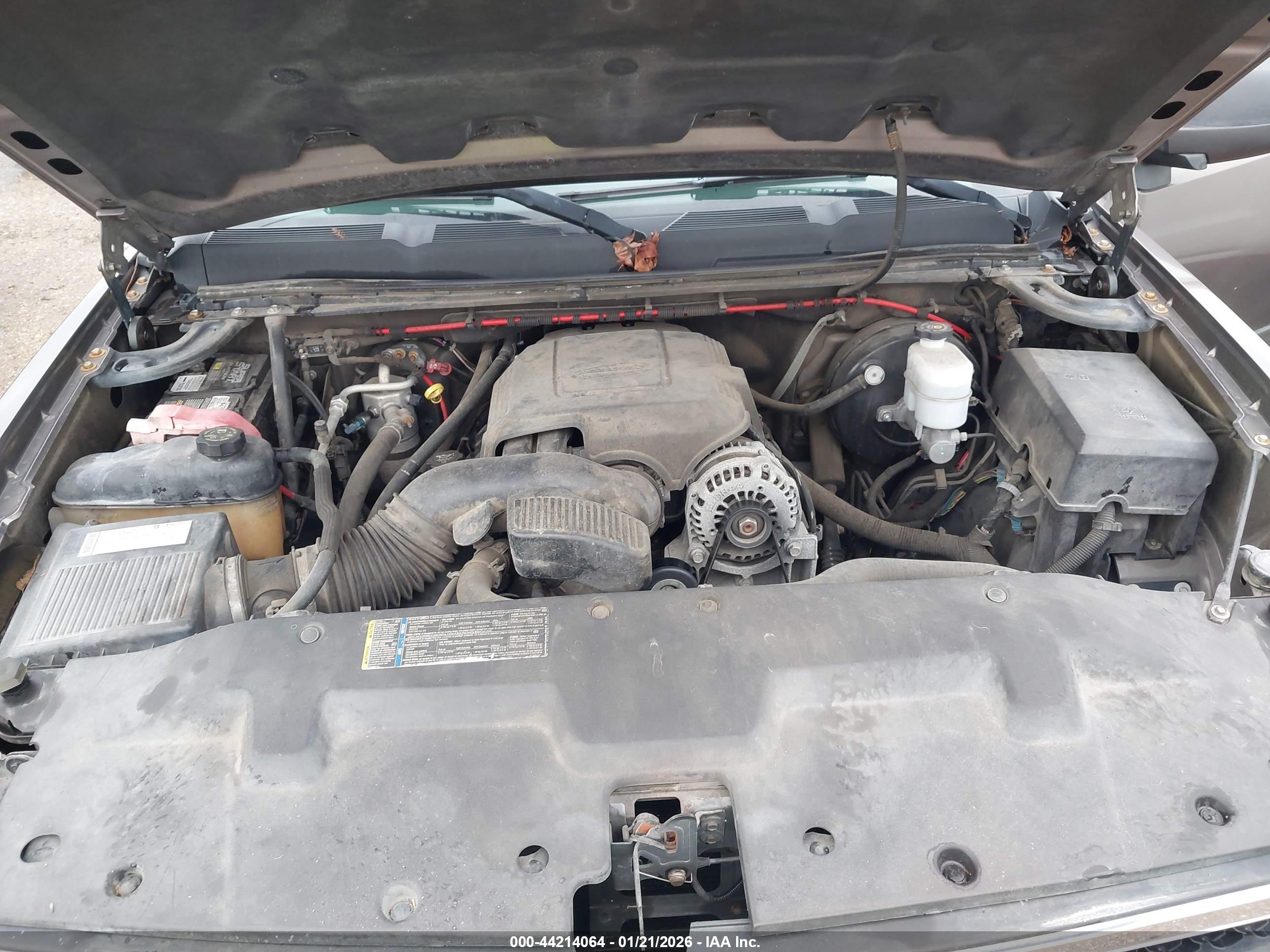 CHEVROLET SILVERADO image 10