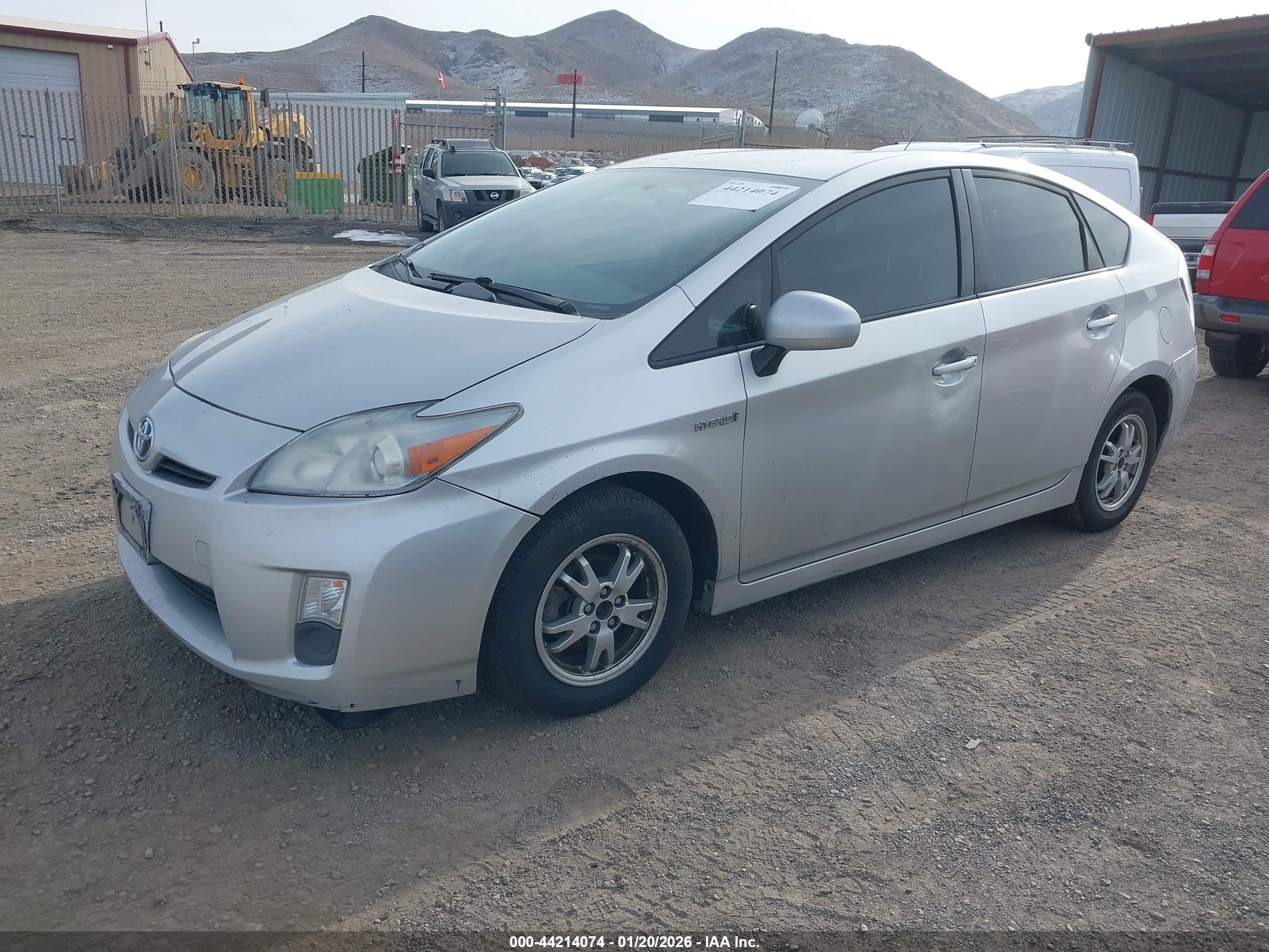 TOYOTA PRIUS image 2