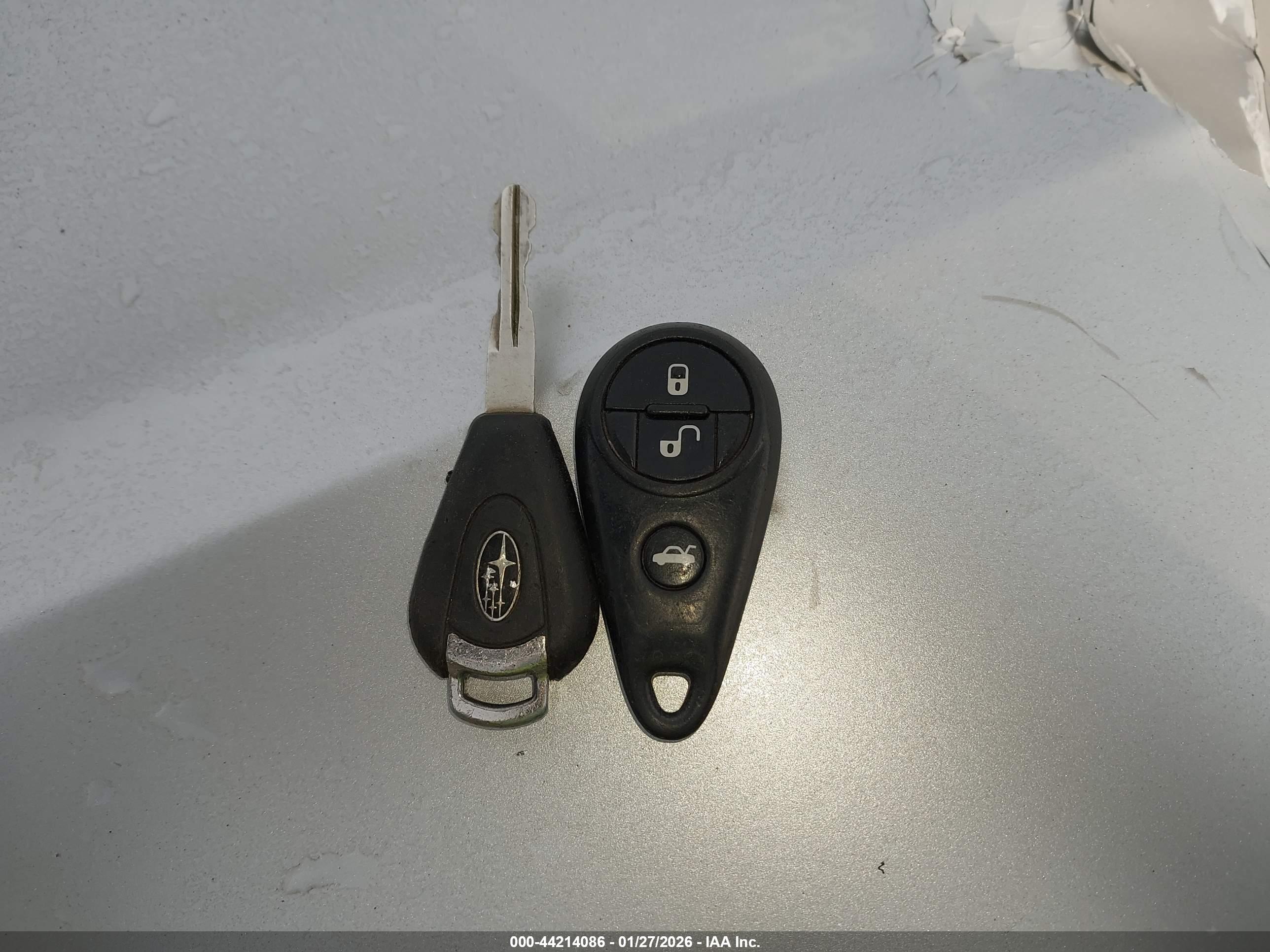 SUBARU OUTBACK image 11