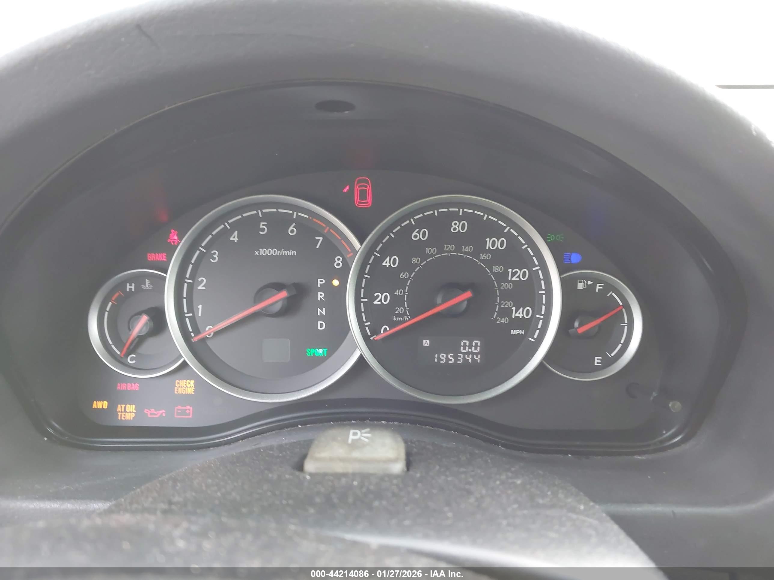 SUBARU OUTBACK image 7