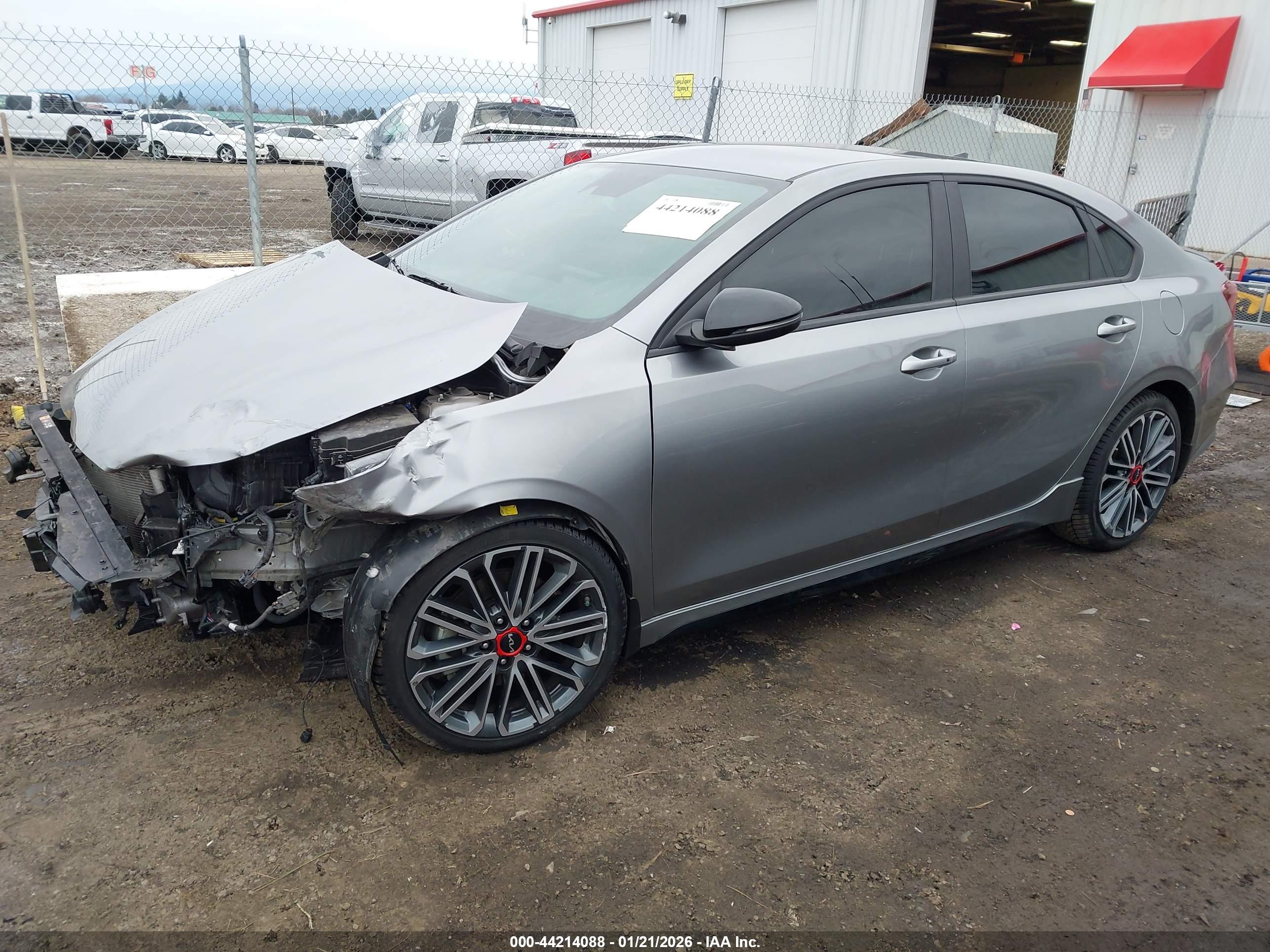 KIA FORTE image 2