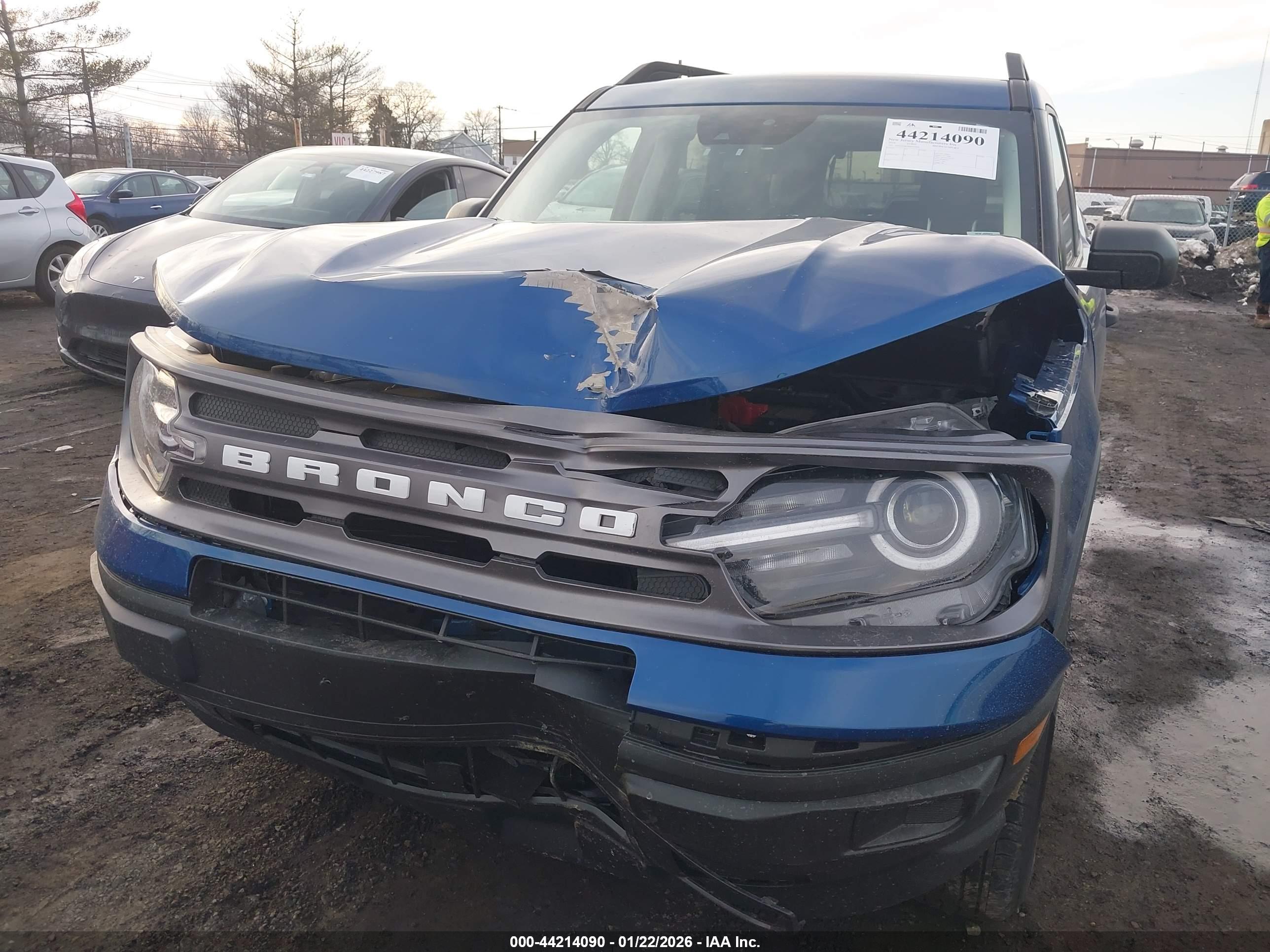 FORD BRONCO image 6